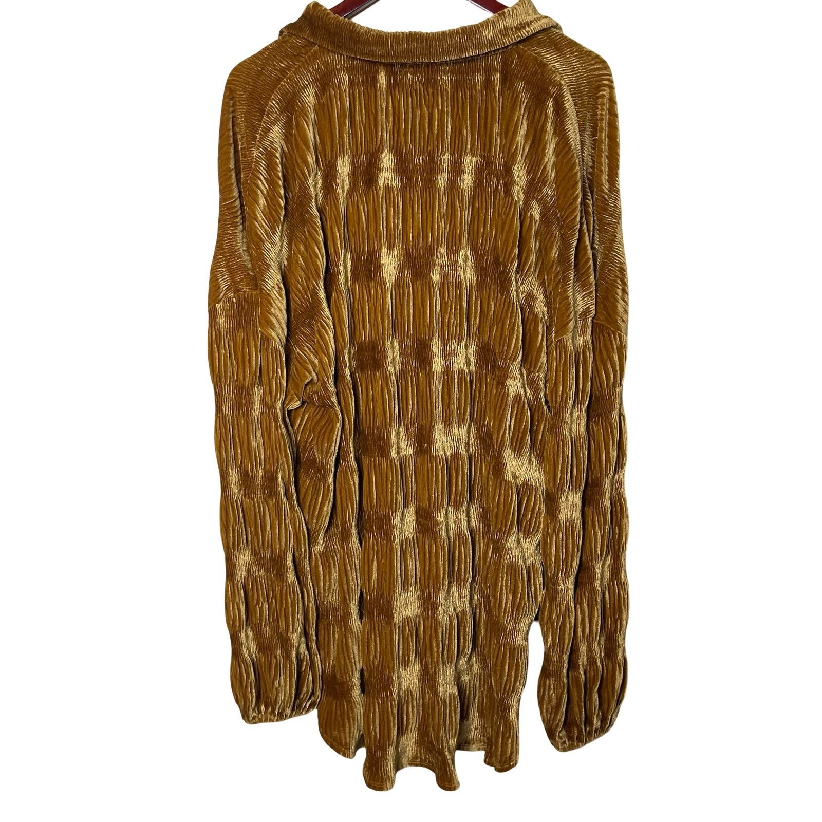 Free People Free People My Best Button-up Top Spiced Ginger Gold Velvet Size L / US 10 / IT 46 - 3 Thumbnail