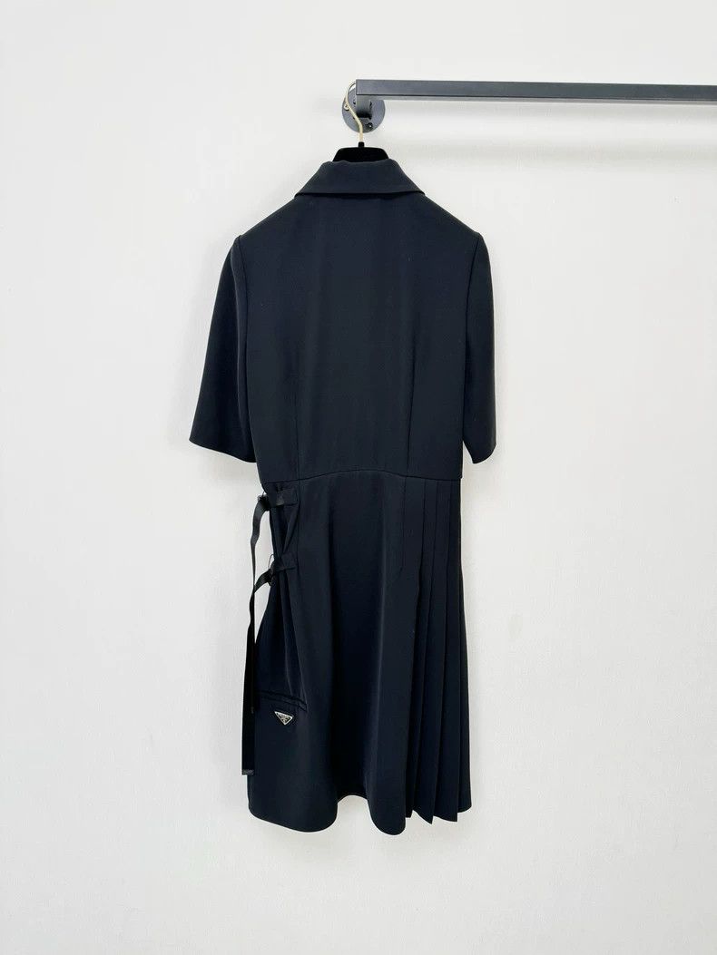 Prada Prada Black pleated dress 2502-Nextarrow Size XS / US 0-2 / IT 36-38 - 7 Thumbnail