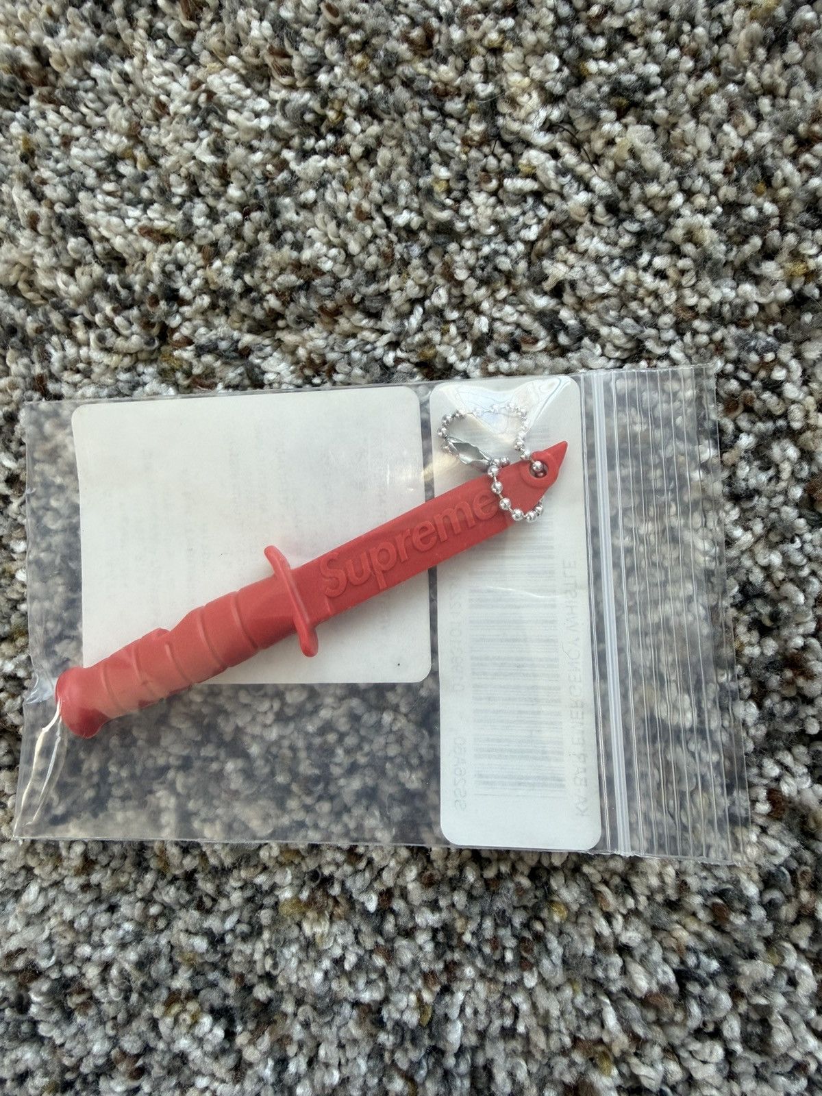 Supreme Supreme Ka Bar Emergency Whistle Keychain SS26 Size ONE SIZE - 1 Thumbnail