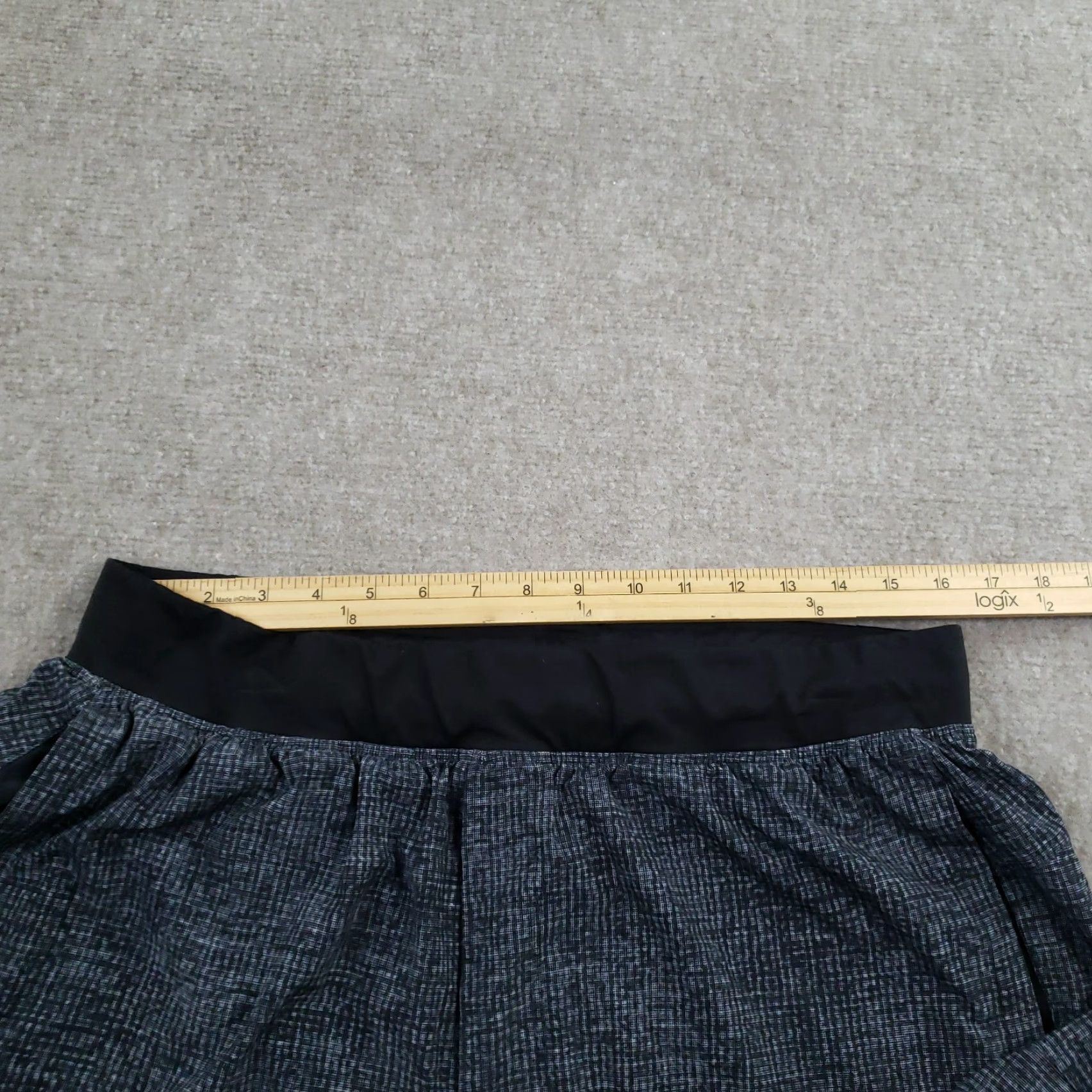 Lululemon LULULEMON T.H.E. Linerless Short Men XL Gray Geometric Drawstring Running m7y50s Size US 36 / EU 52 - 6 Thumbnail