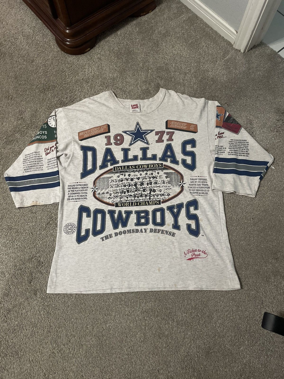 NFL Vintage 90s Dallas Cowboys All Over Print T Shirt Size Large Size US L / EU 52-54 / 3 - 1 Thumbnail