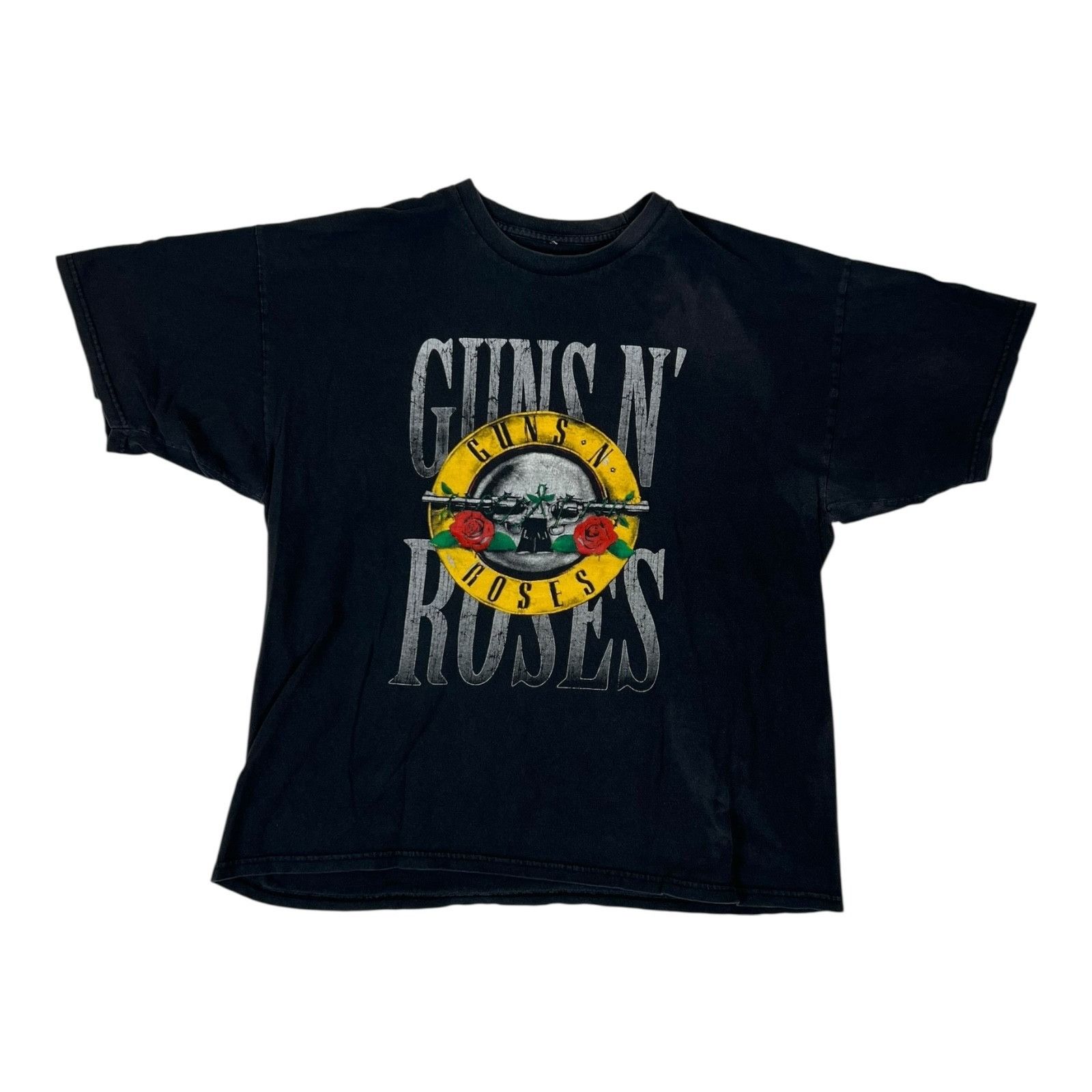 Guns N' Roses Vintage Guns N' Roses T-Shirt Size XL Black Faded Y2K 90s Size US XL / EU 56 / 4 - 1 Thumbnail