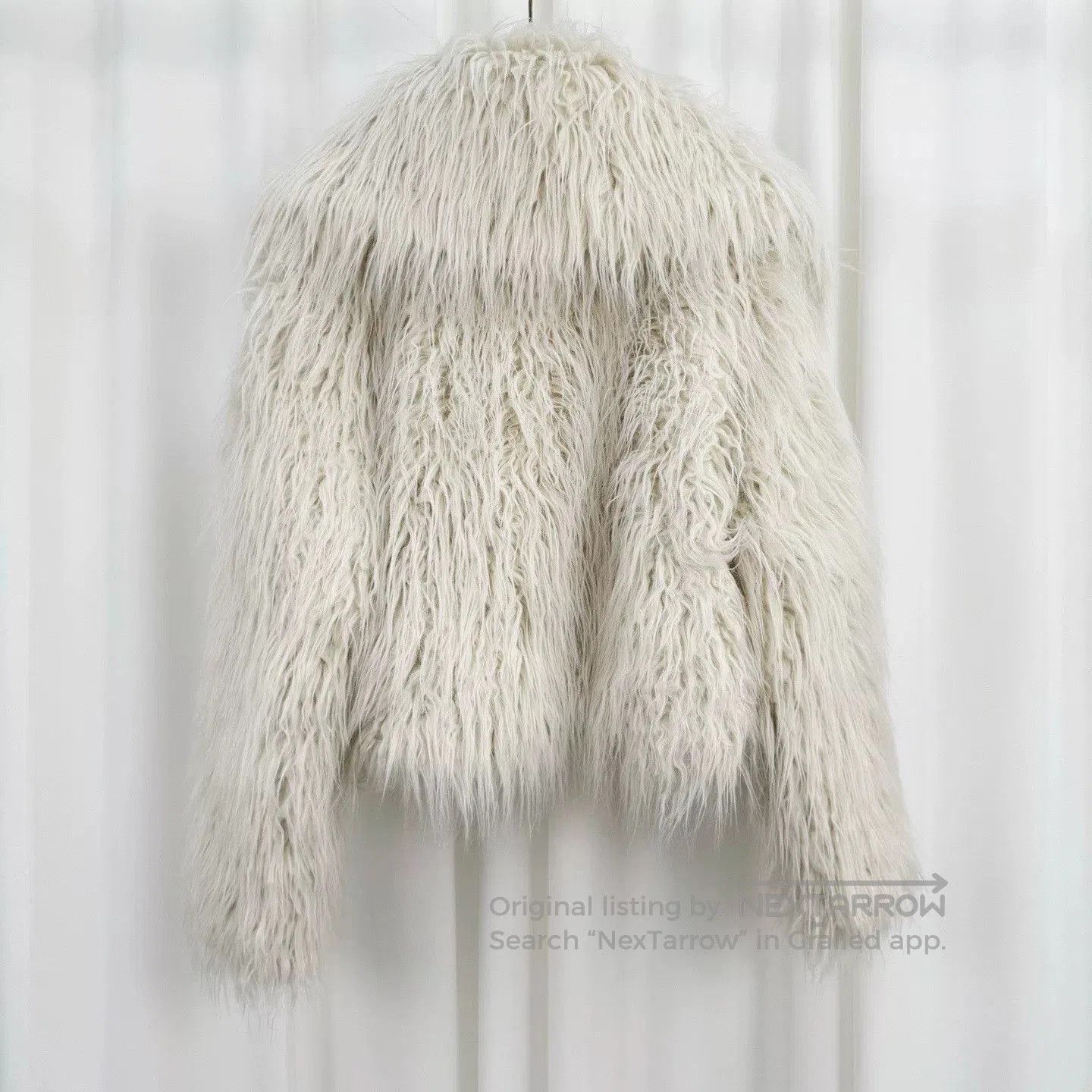 AMI Ami Faux Fur Coat. Size XS / US 0-2 / IT 36-38 - 2 Thumbnail