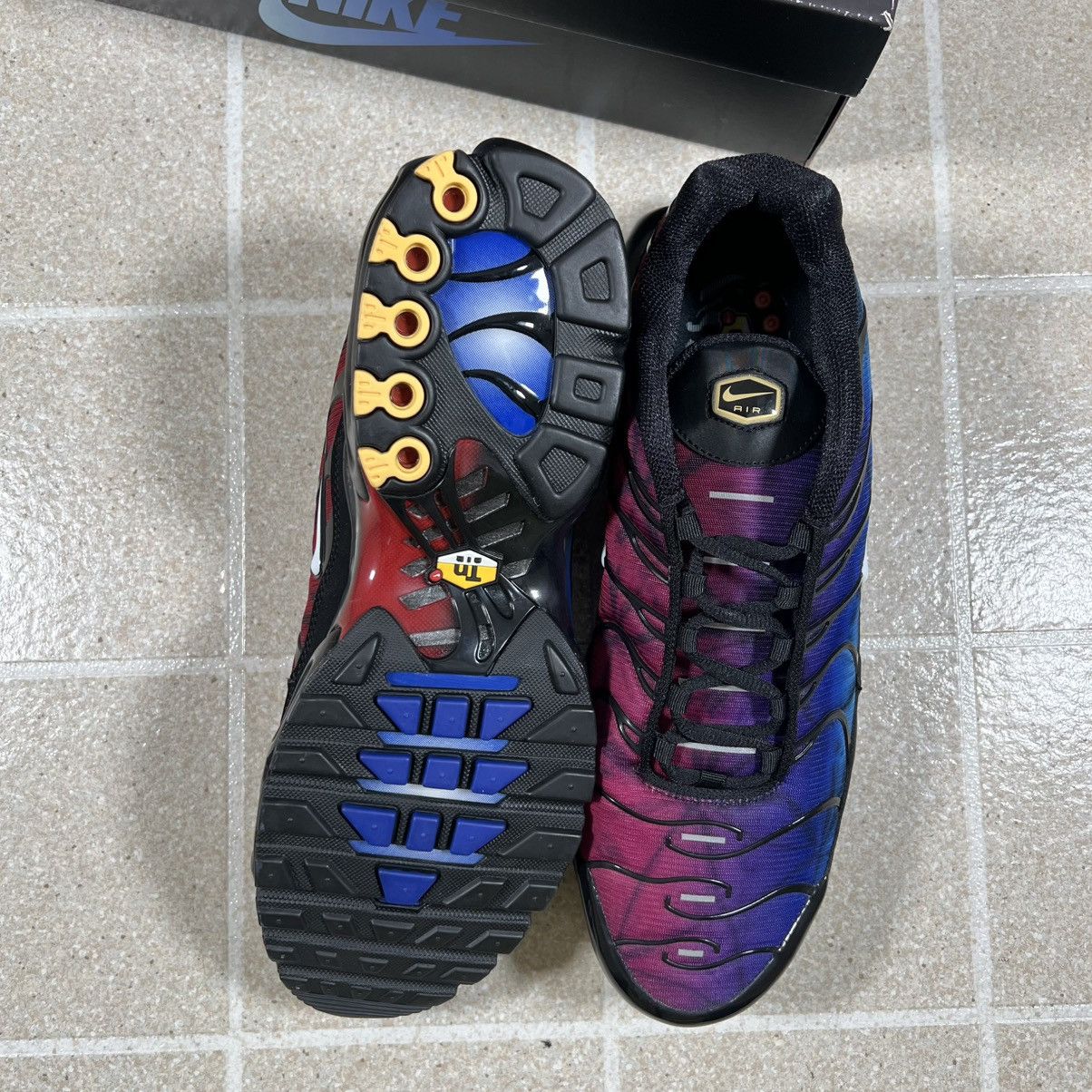 Nike Nike Air Max Plus TN 25th Anniversary Multicolor Shoes 12.5 Size US 12.5 / EU 45-46 - 5 Thumbnail