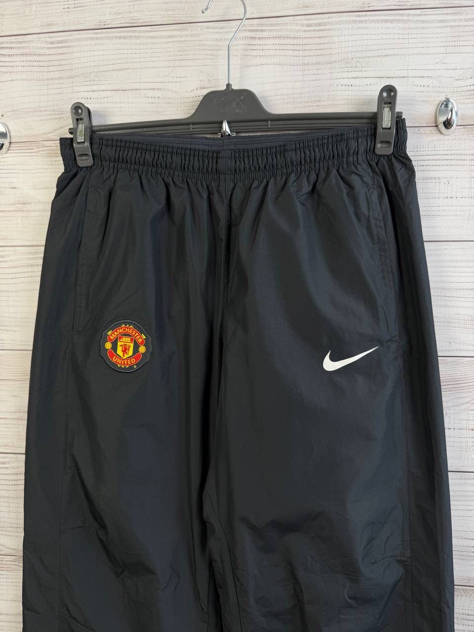 Nike Vintage Nike Manchester United pants dri fit size M Size US 34 / EU 50 - 2 Thumbnail