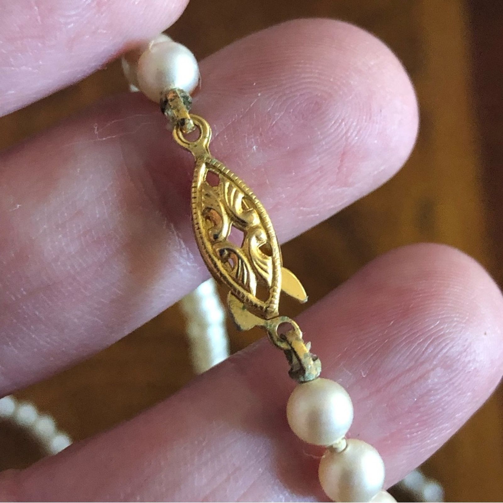 Vintage Vintage hand knotted cream glass pearl necklace Size ONE SIZE - 9 Thumbnail