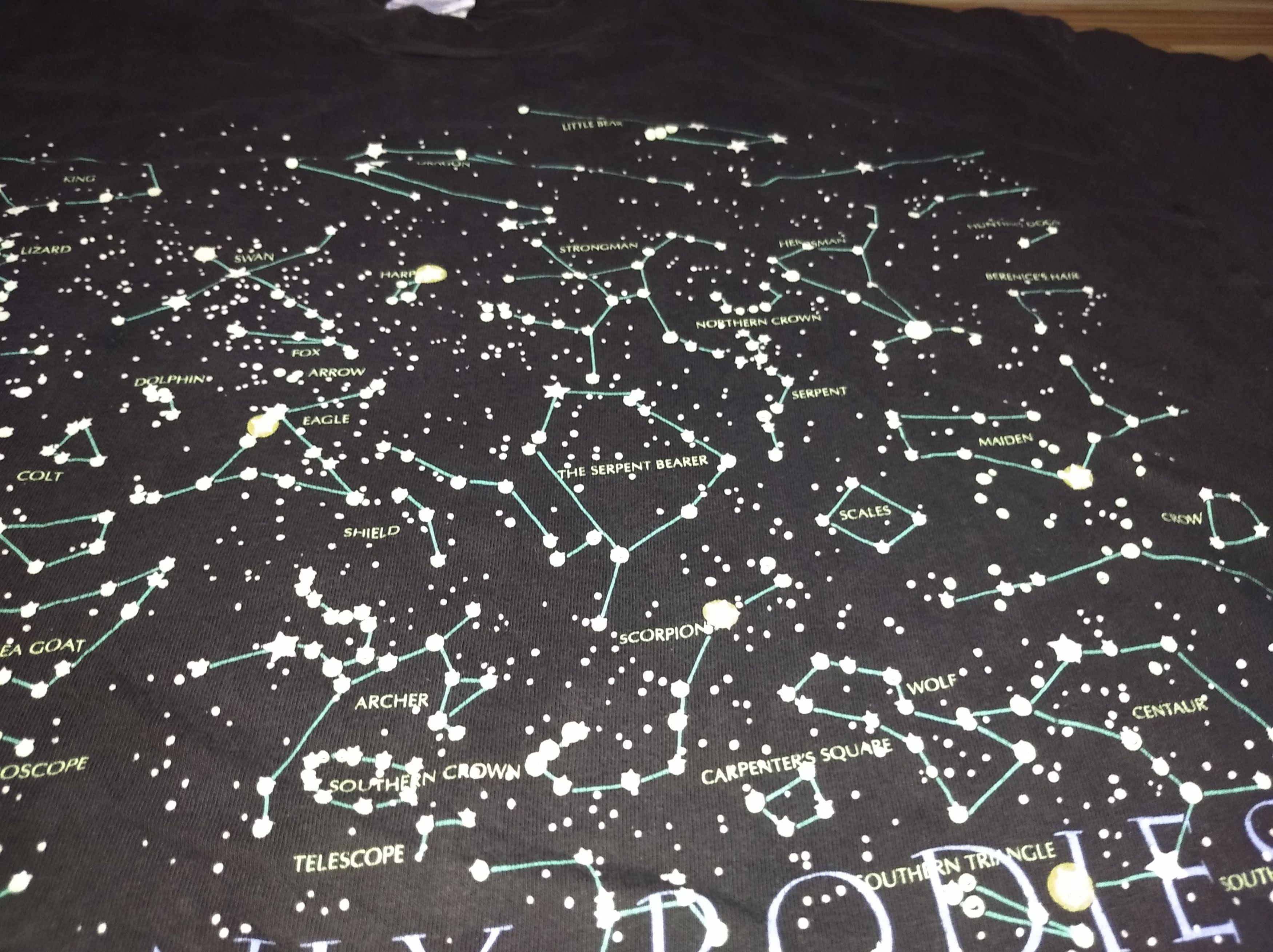Arts & Science × Hanes × Vintage Vintage 1992 librety grapics heavenly bodies tshirt M L rade Size US L / EU 52-54 / 3 - 3 Thumbnail