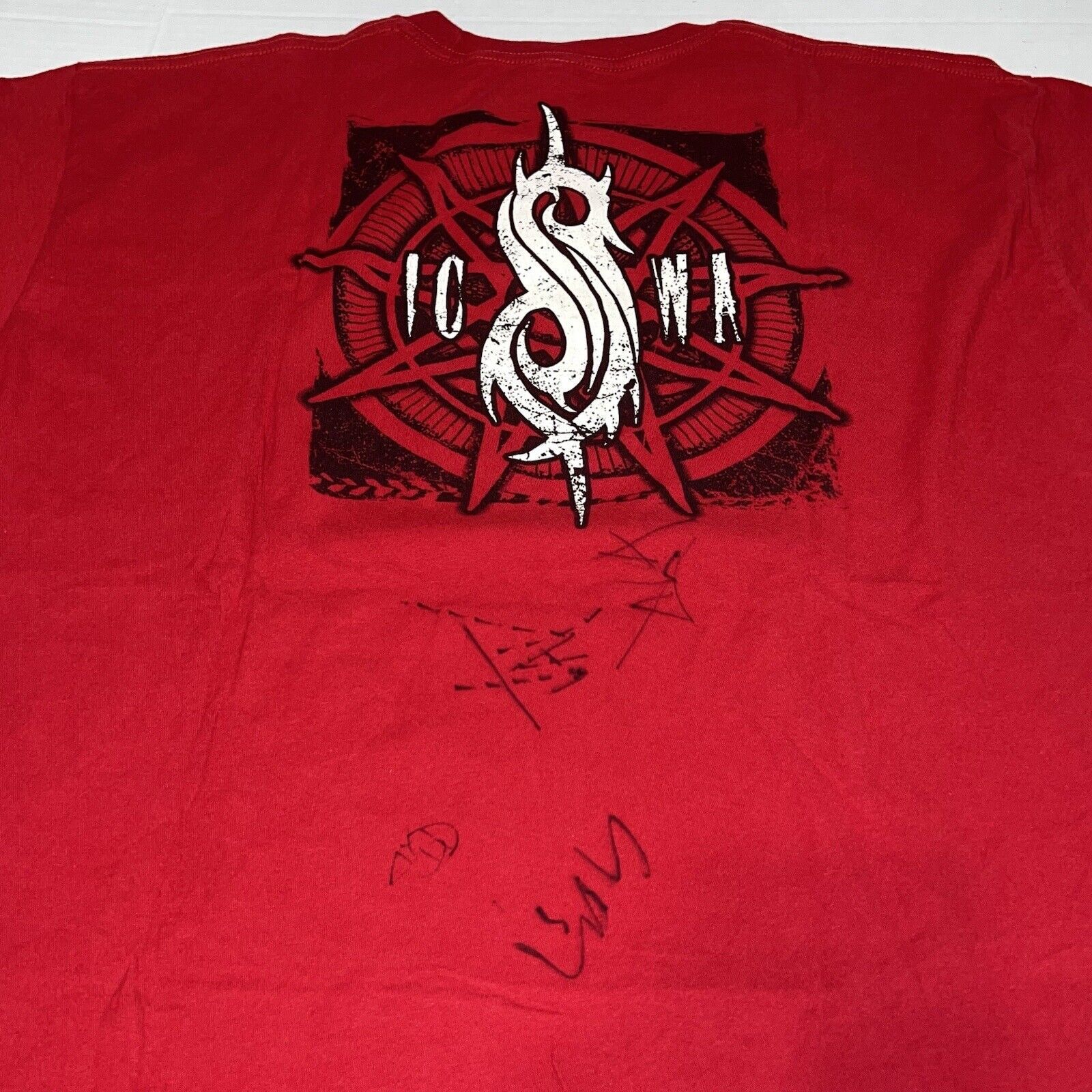 Slipknot SLIPKNOT Autographed Signed Shirt Mens 2XL IOWA DEVIL GOAT Size US XXL / EU 58 / 5 - 6 Thumbnail