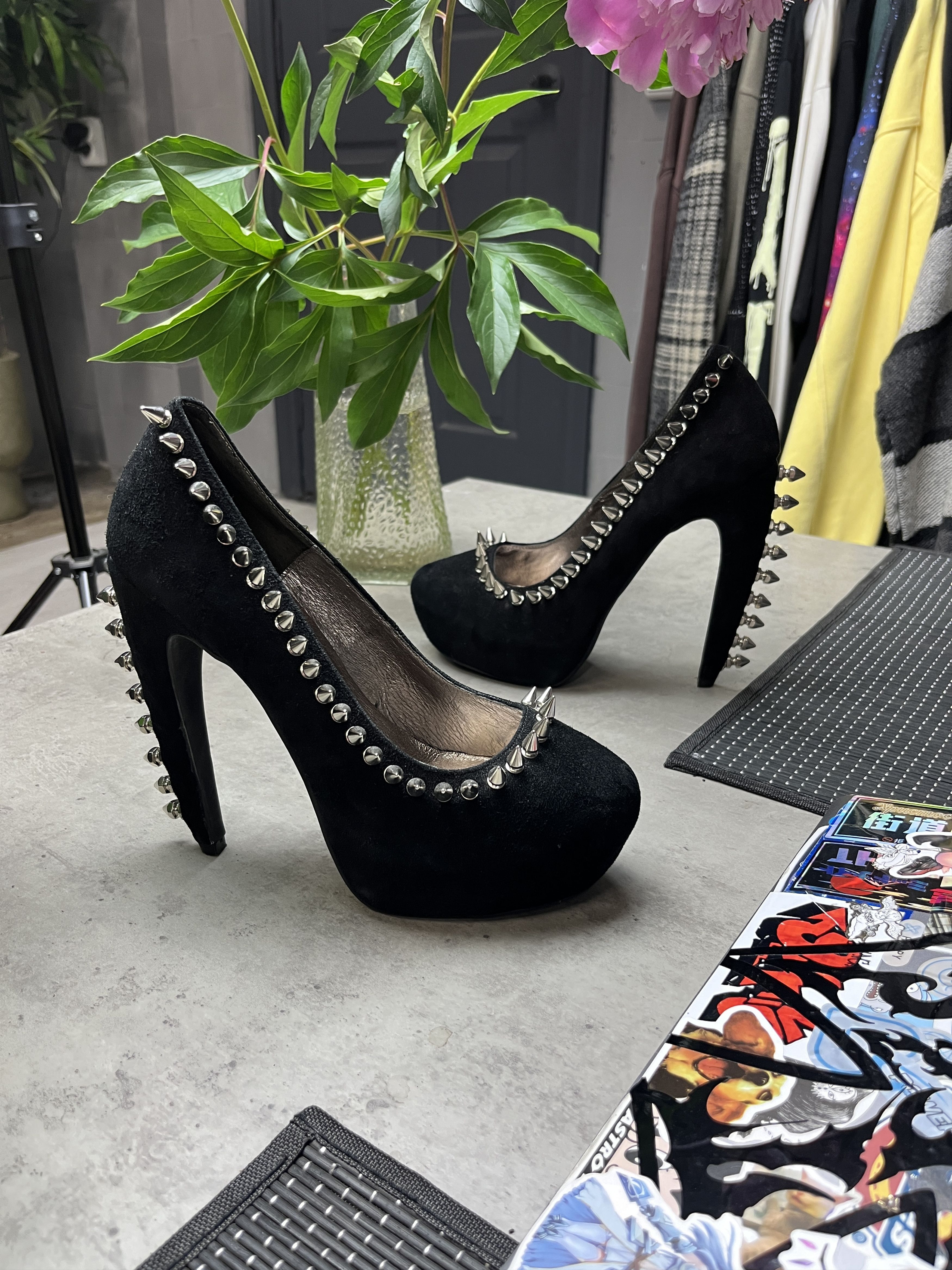 Other 2000s SPIKED SUEDE PLATFORM STILETTO HEELS - 5113 Size US 7.5 / IT 37.5 - 2 Thumbnail