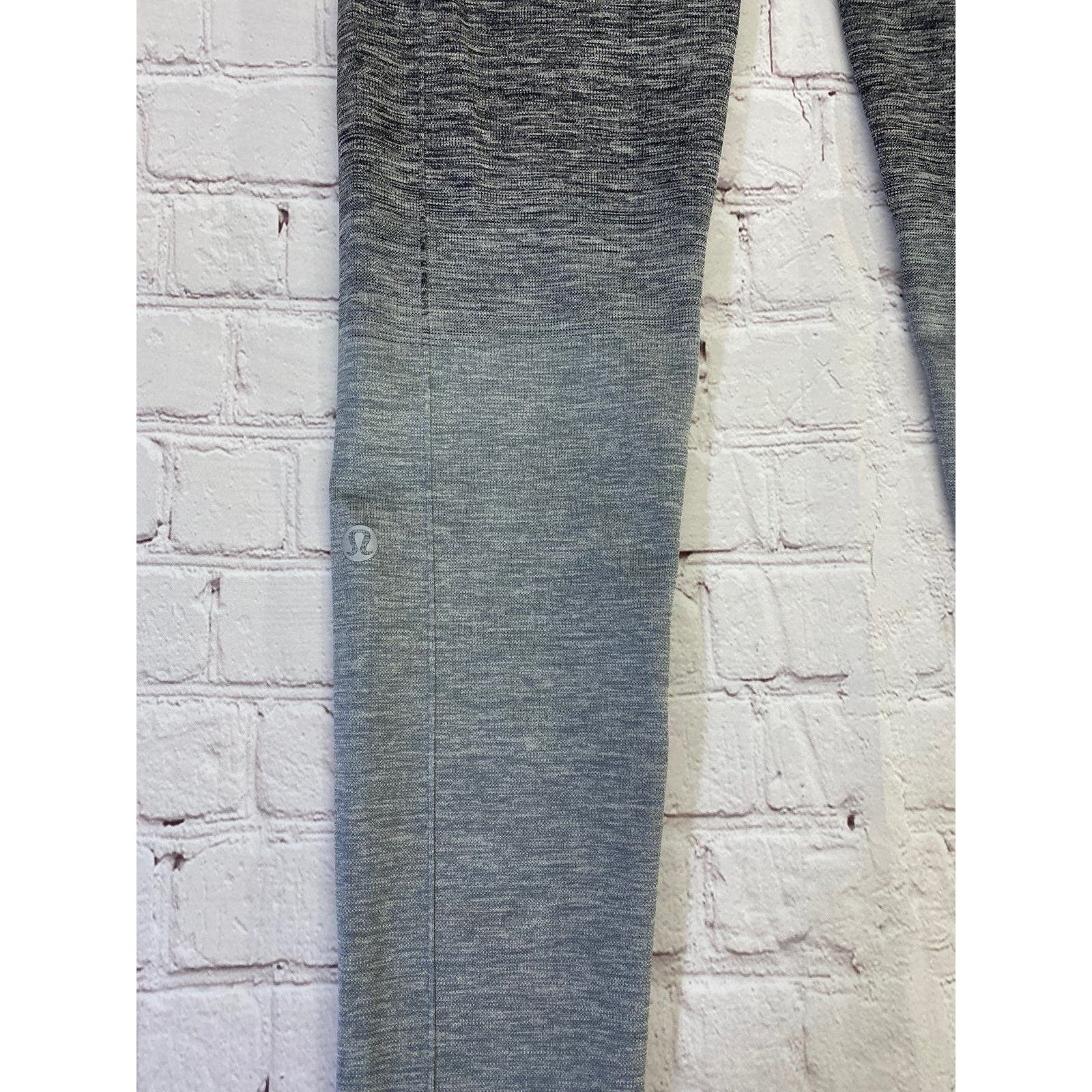 Lululemon lululemon seamless leggings size 4 Size 27" / US 4 / IT 40 - 6 Thumbnail