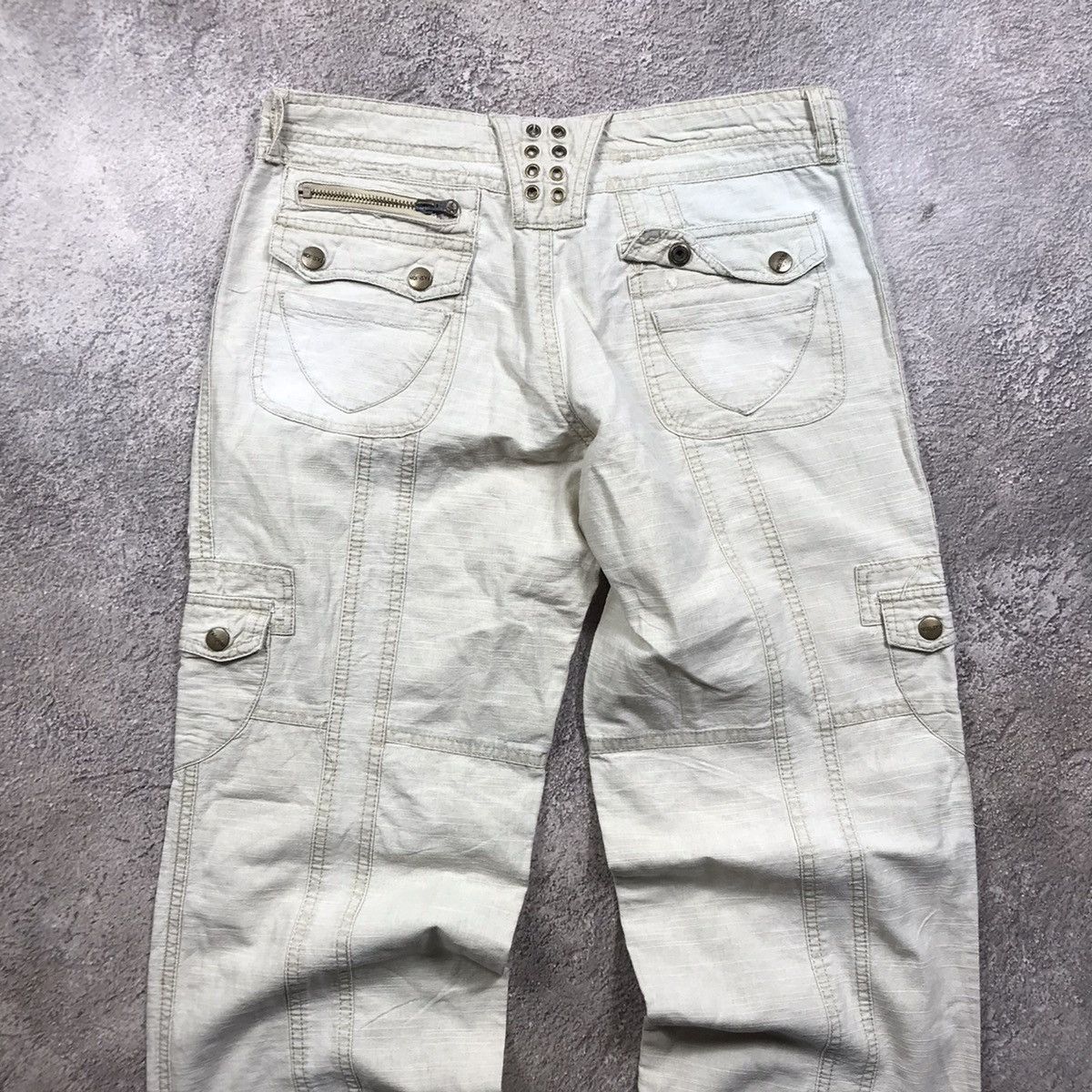 Vintage Vintage Y2K Baggy Distressed Cargo Pants Grunge Thrashed 29 Size 29" - 5 Thumbnail