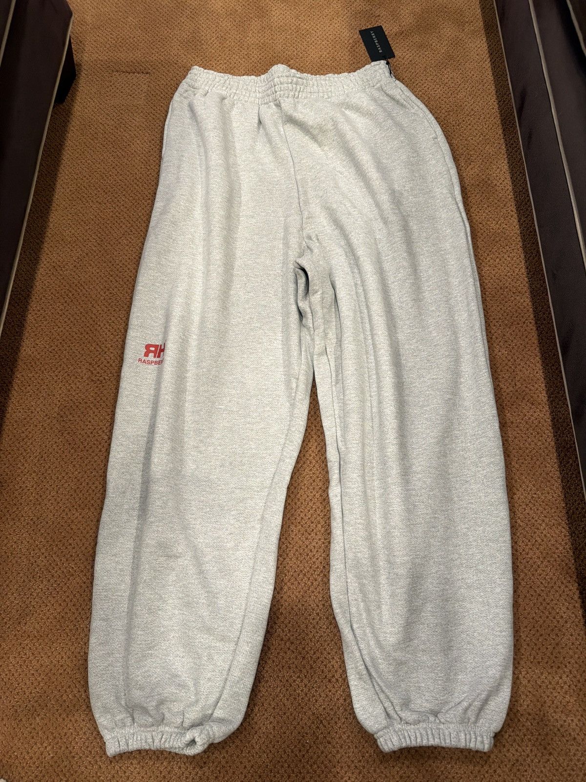 The GV Gallery Gv gallery raspberry hills logo baggies sweatpant Size US 36 / EU 52 - 1 Thumbnail