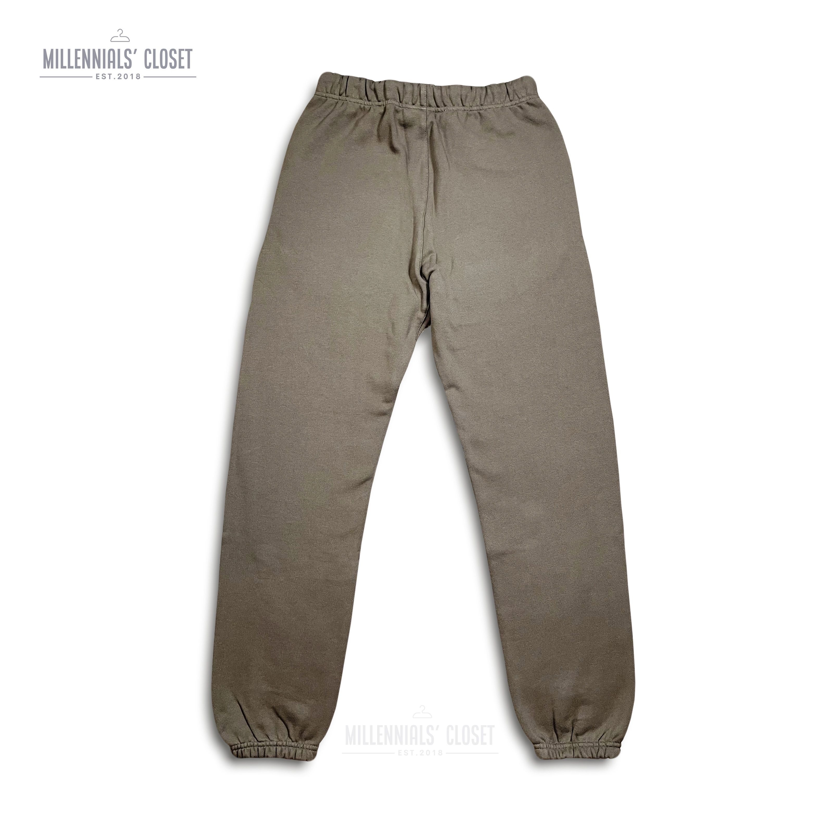 Essentials Fear of God Essentials Sweatpants Wood SS22 size XXL Size US 38 / EU 54 - 2 Thumbnail
