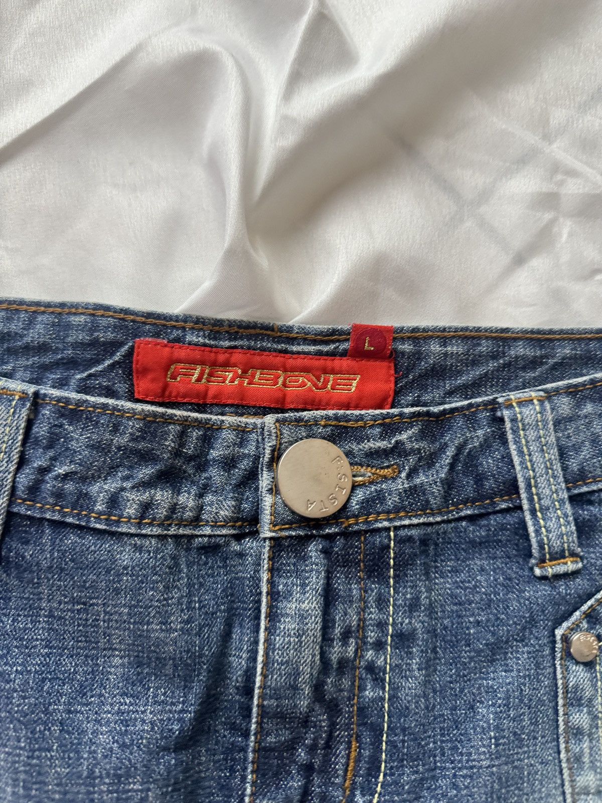 Hysteric Glamour 2000’s Fishbone Y2K Vintage Glam Washed Denim Mini Skirt Size 30" / US 8 / IT 44 - 8 Thumbnail