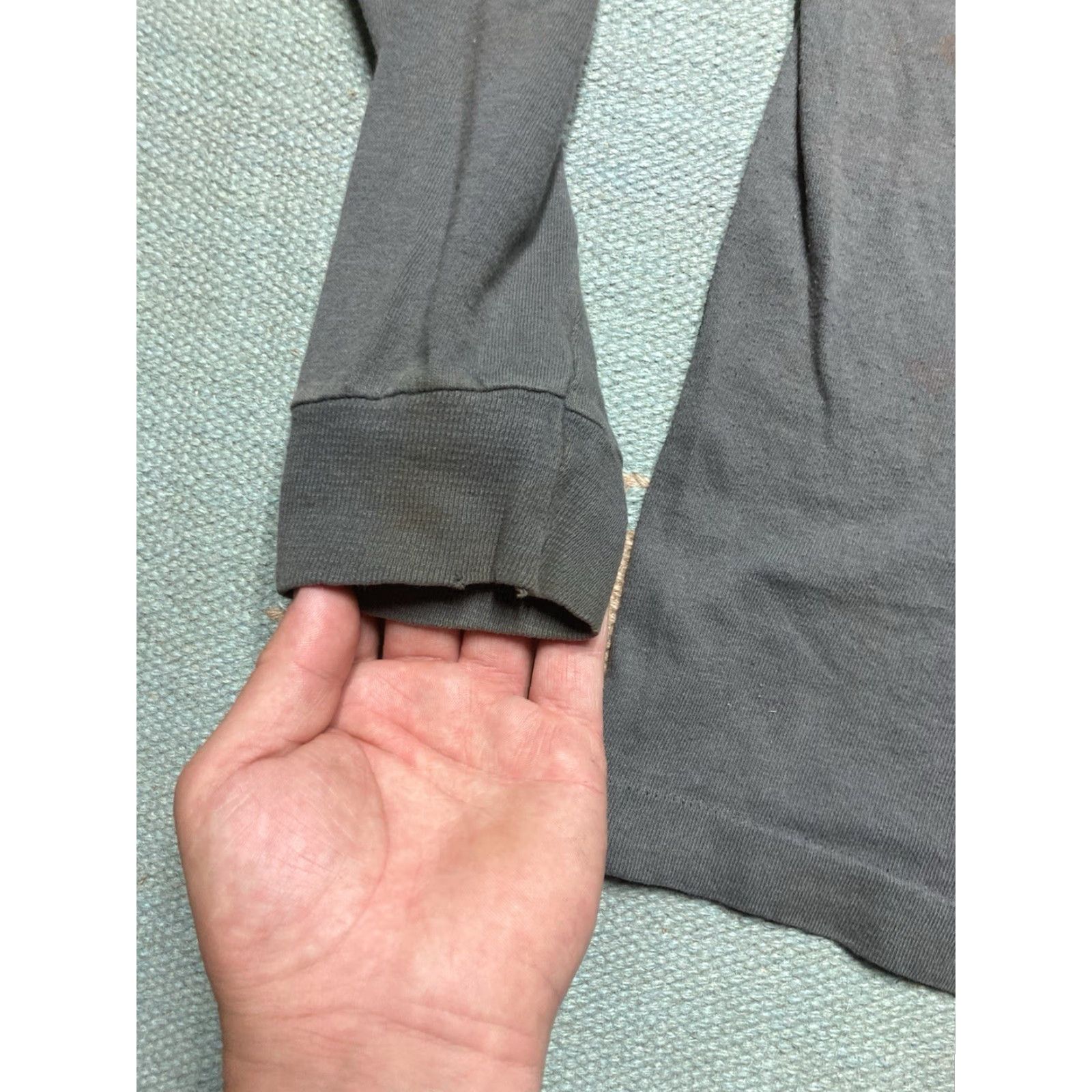 Fruit Of The Loom VINTAGE 80s 90s Fruit of the Loom Long Sleeve T-Shirt Cotton Black Turtleneck Medium Men Shirts 90s Mens Size US M / EU 48-50 / 2 - 4 Thumbnail