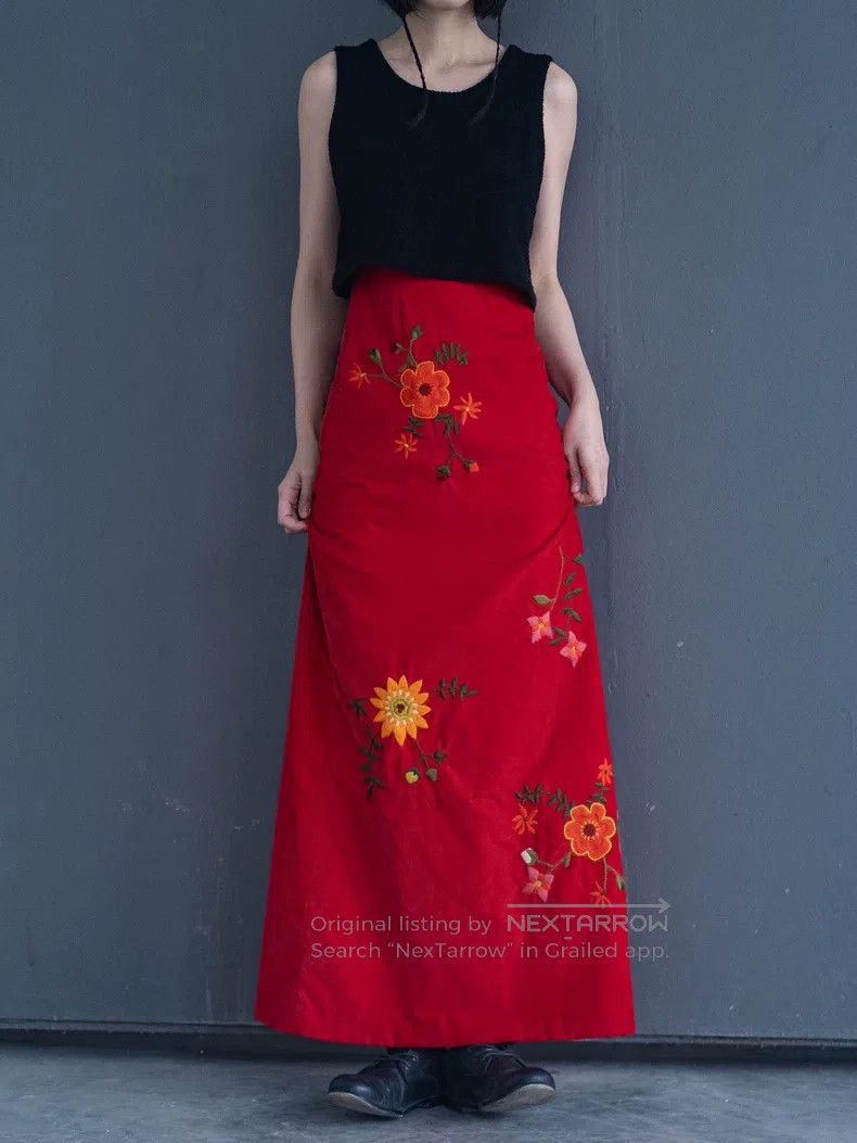 Kenzo Red velvet floral embroidered skirt