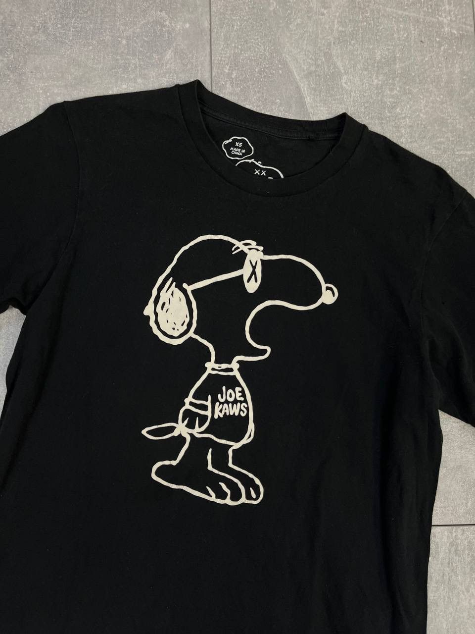 Kaws × Peanuts × Uniqlo Men’s vintage tee Uniqlo x Kaws x Peanuts Size US XS / EU 42 / 0 - 2 Thumbnail