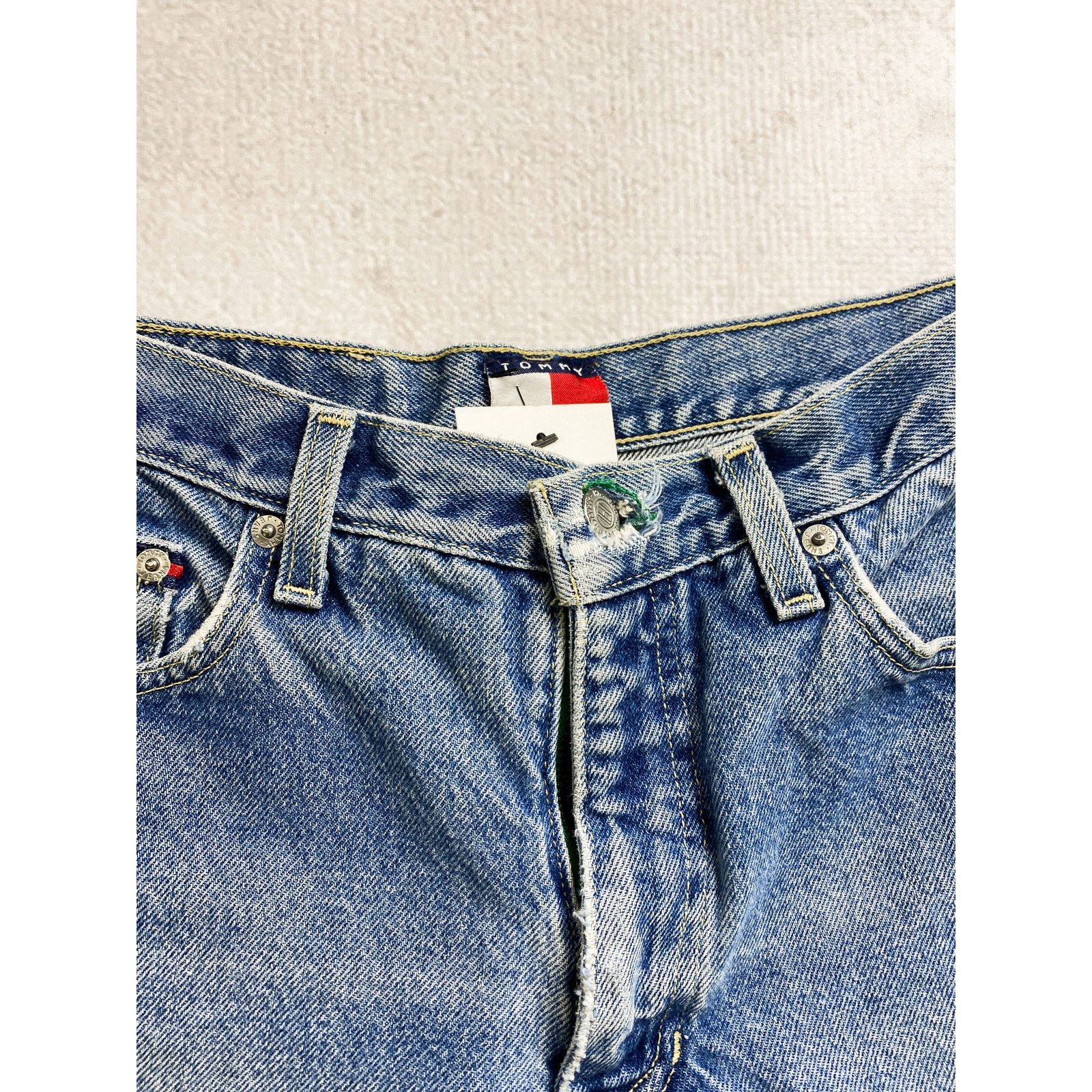 Tommy Hilfiger Vintage 90s Tommy Hilfiger Straight Leg Jeans - Womens 28x30 Size US 28 / EU 44 - 3 Thumbnail