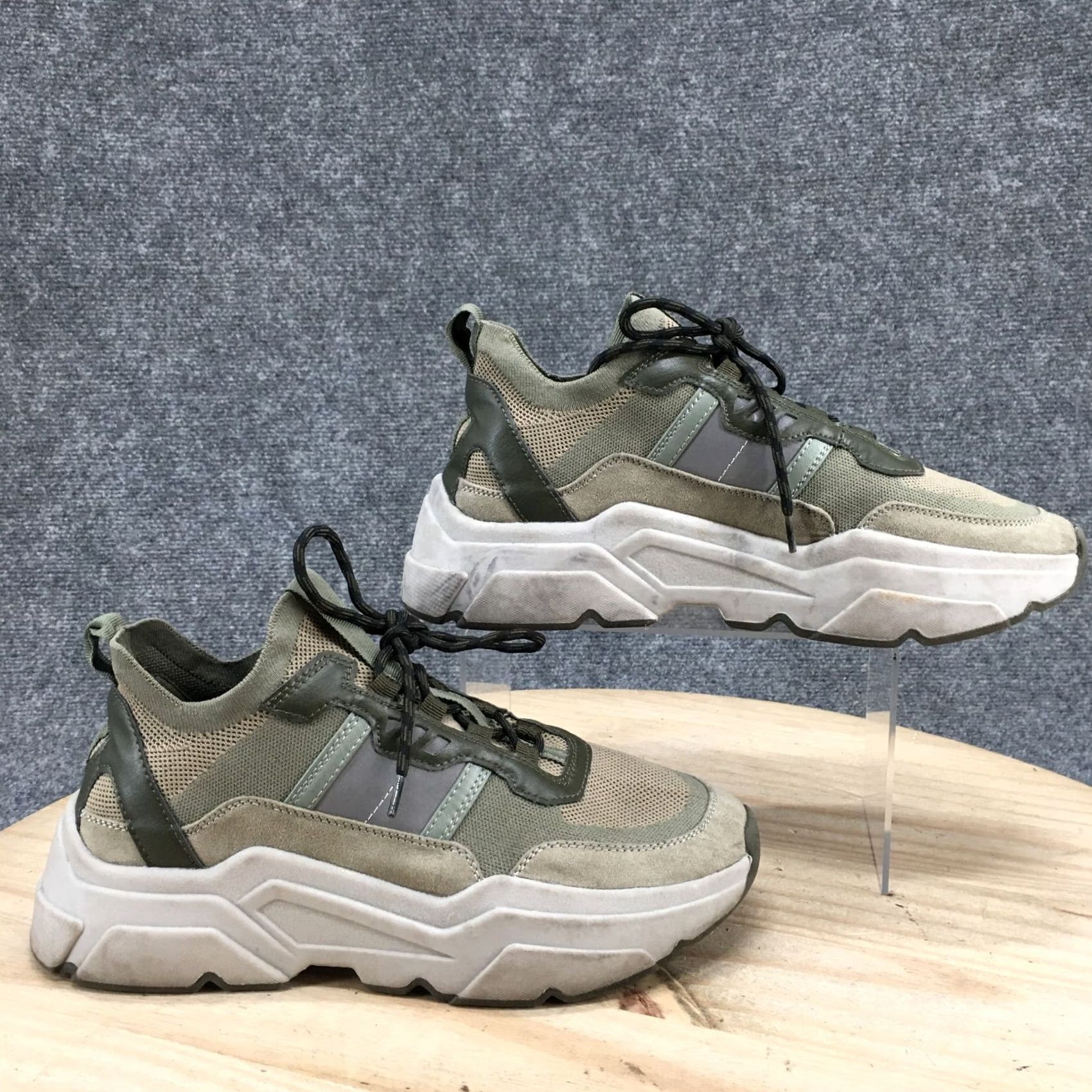 H&M H&M Shoes Womens 40 Athletic Sneakers Green Lace Up Low Top Comfort Round Toe Shoes Size M / US 6-8 / IT 42-44 - 2 Thumbnail