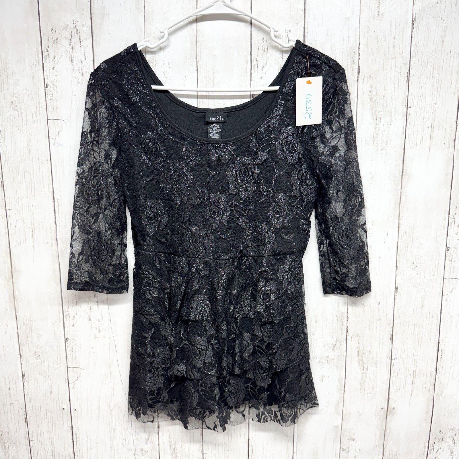 Vintage Y2K Rue21 Shirt Sz Medium Lace Round Neck 3/4 Sleeve Blouse Size M / US 6-8 / IT 42-44 - 1 Thumbnail