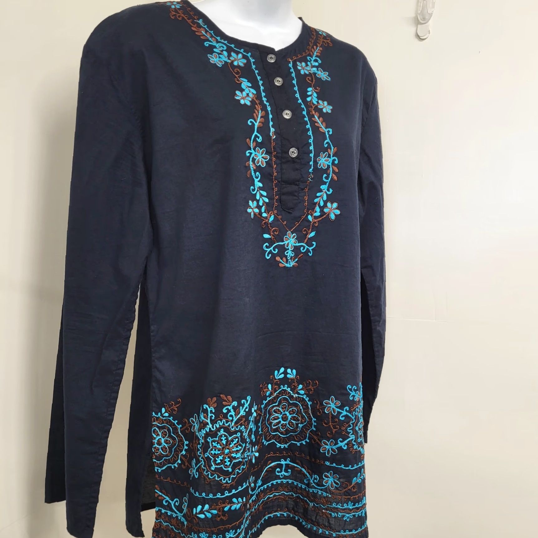 Vintage Cejon Blouse Women's M/L Black Teal Embroidered Long Sleeve Tunic Boho Shirt Dress? Size M / US 6-8 / IT 42-44 - 3 Thumbnail