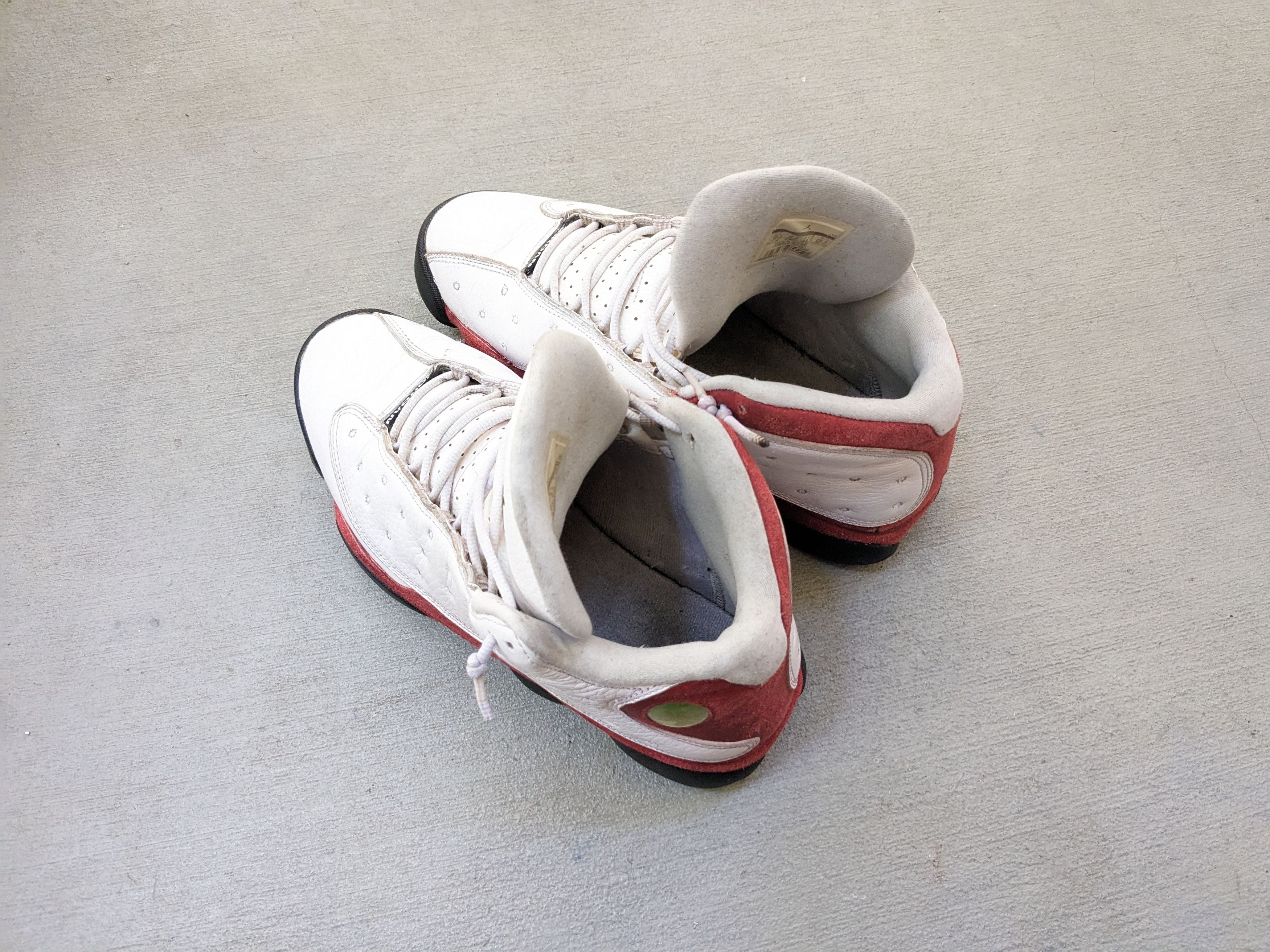 Jordan Brand Nike Air Jordan 13 Cherry Size 10.5 Chicago 414571-122 Size US 10.5 / EU 43-44 - 12 Thumbnail