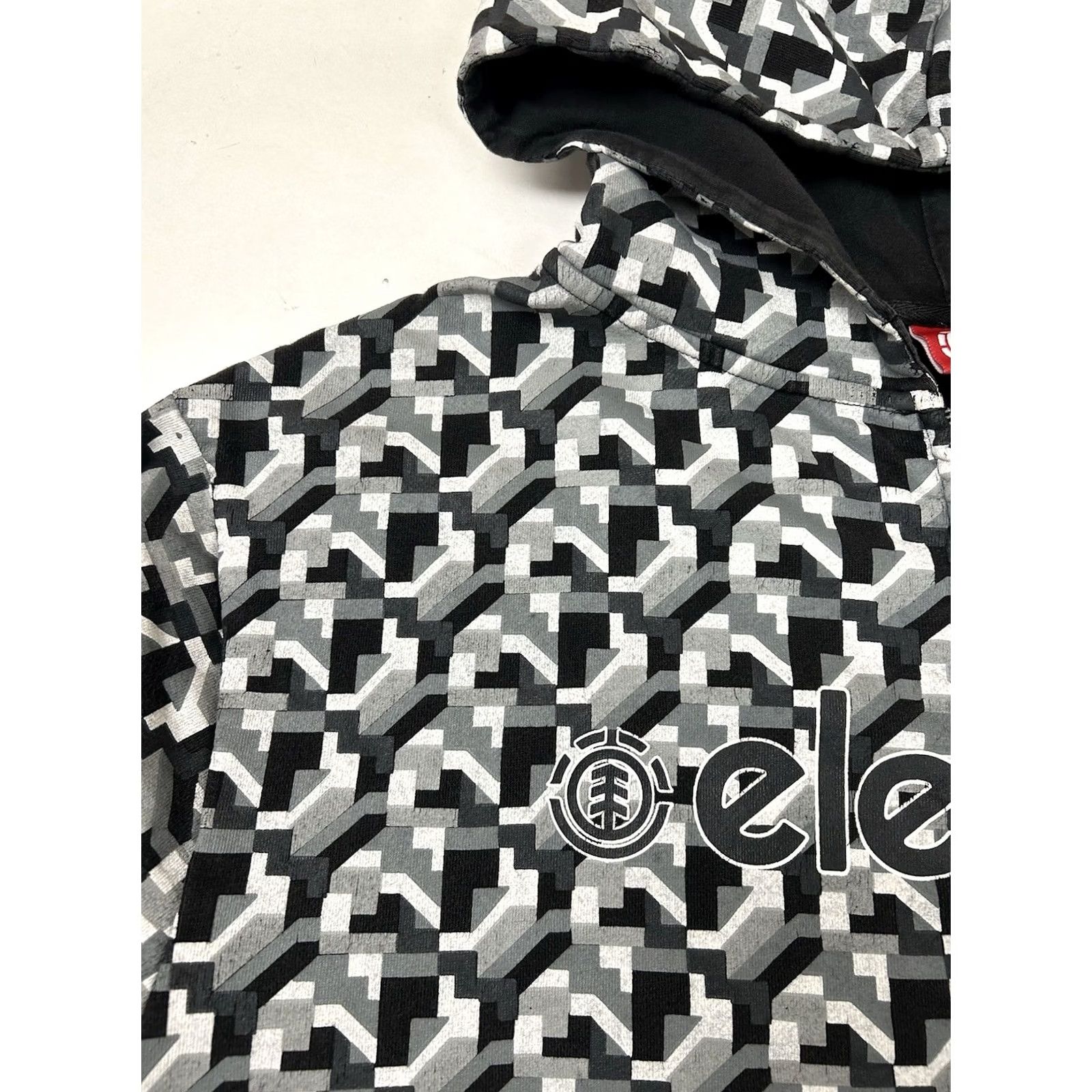 Element VINTAGE Element Skateboards Hoodie Graphic Y2K XL Skate 2000s Zip Black Mens Size US XL / EU 56 / 4 - 3 Thumbnail