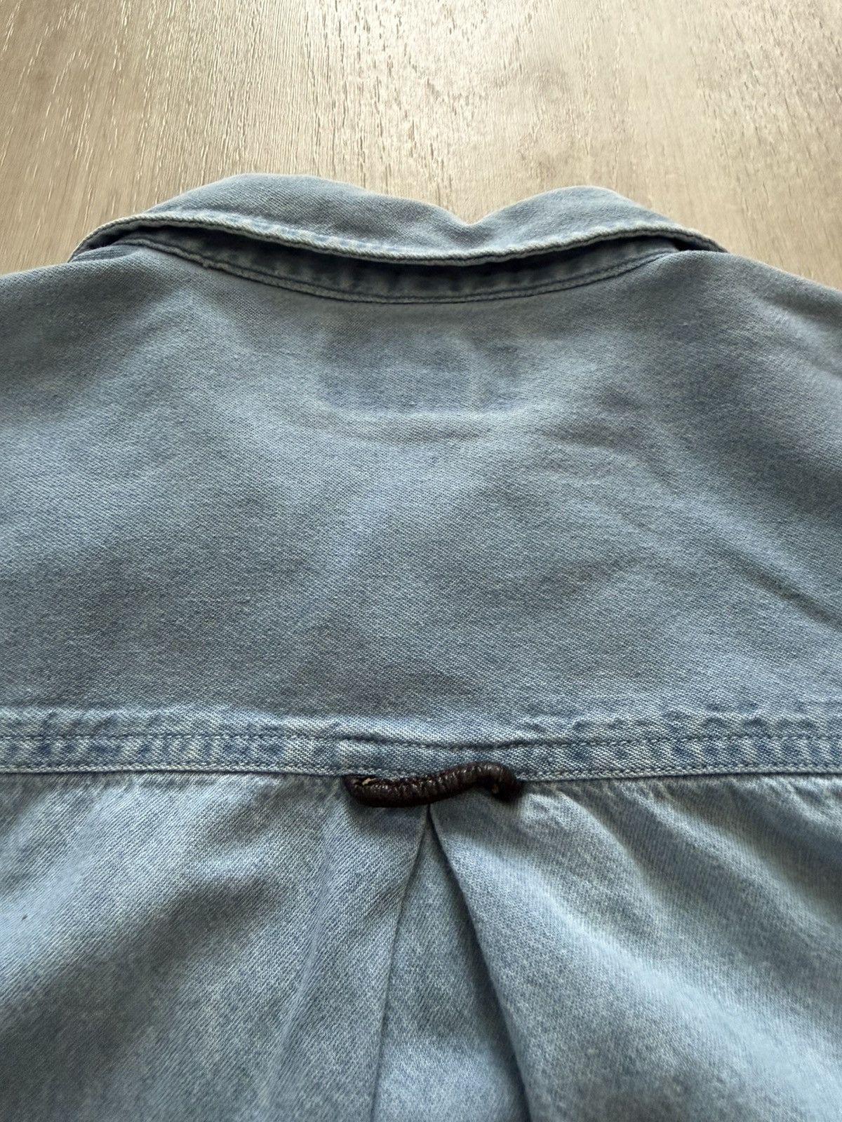 Vintage Vintage Marlboro Blue Denim Long Sleeve Button Up Sz L ** Size US L / EU 52-54 / 3 - 5 Thumbnail