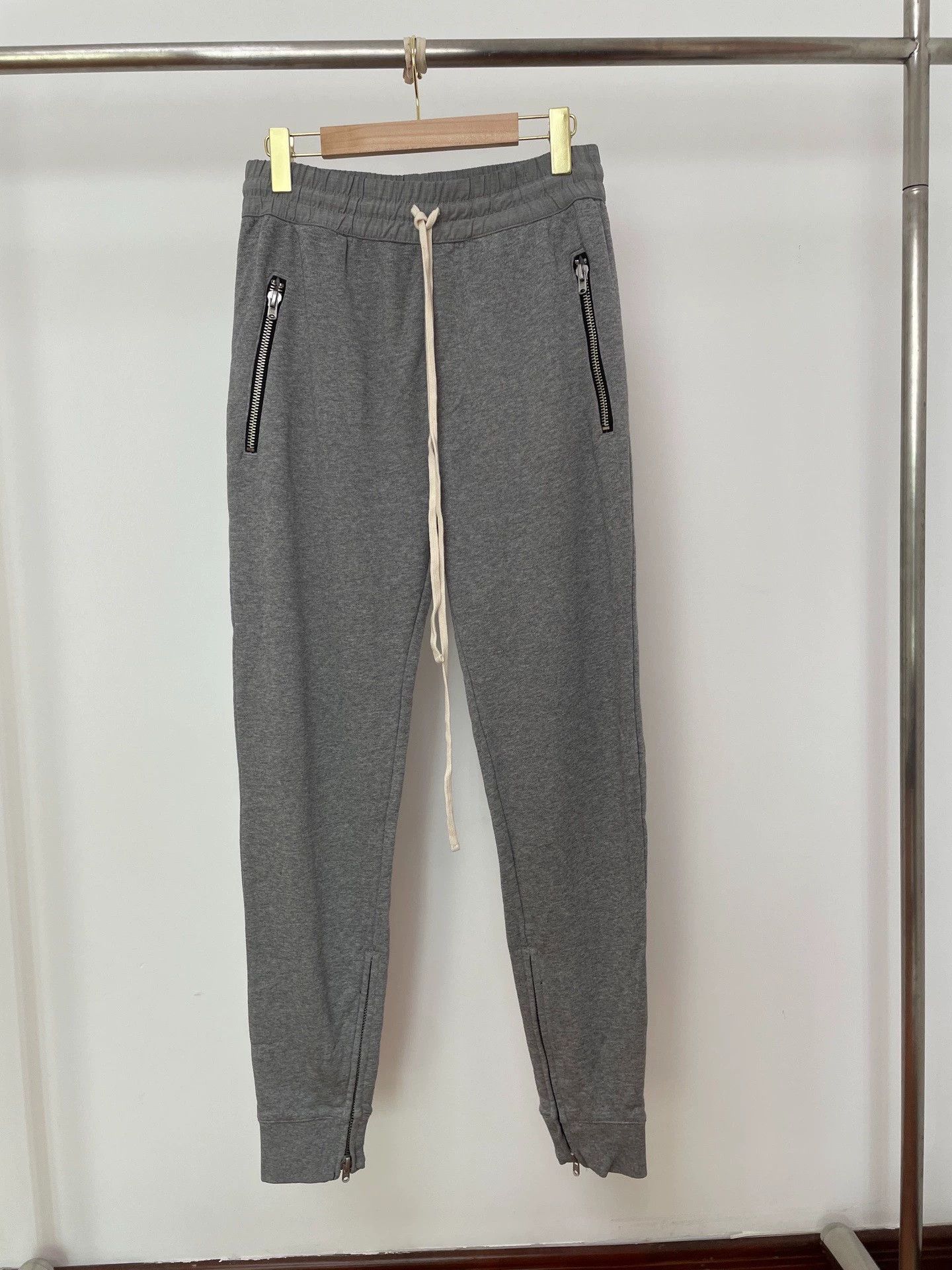 Fear of God Fog Collection Two M Silver Zippers Sweatpants Size US 32 / EU 48 - 1 Thumbnail