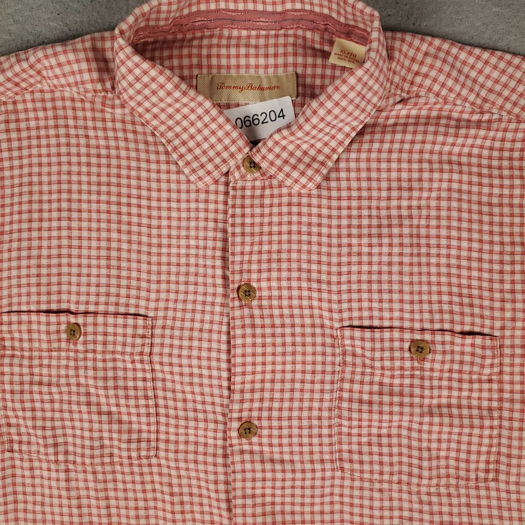 Tommy Bahama Tommy Bahama Shirt Mens XL Red Silk Hawaiian Button Up Size US XL / EU 56 / 4 - 2 Thumbnail