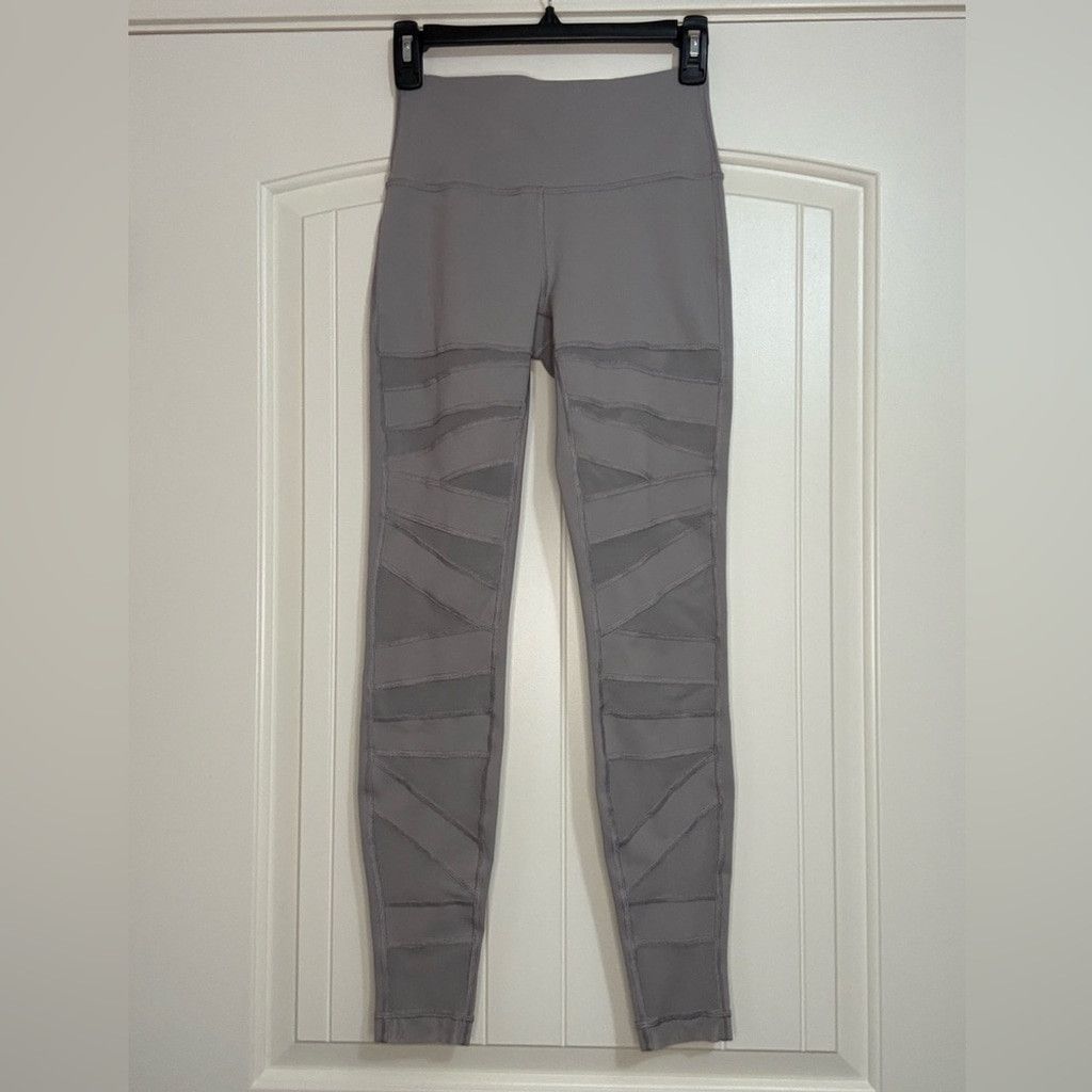 Lululemon Lululemon Wunder Under High Rise Tech Mesh 28” | EUC | Sz 6 Size 28" / US 6 / IT 42 - 3 Thumbnail