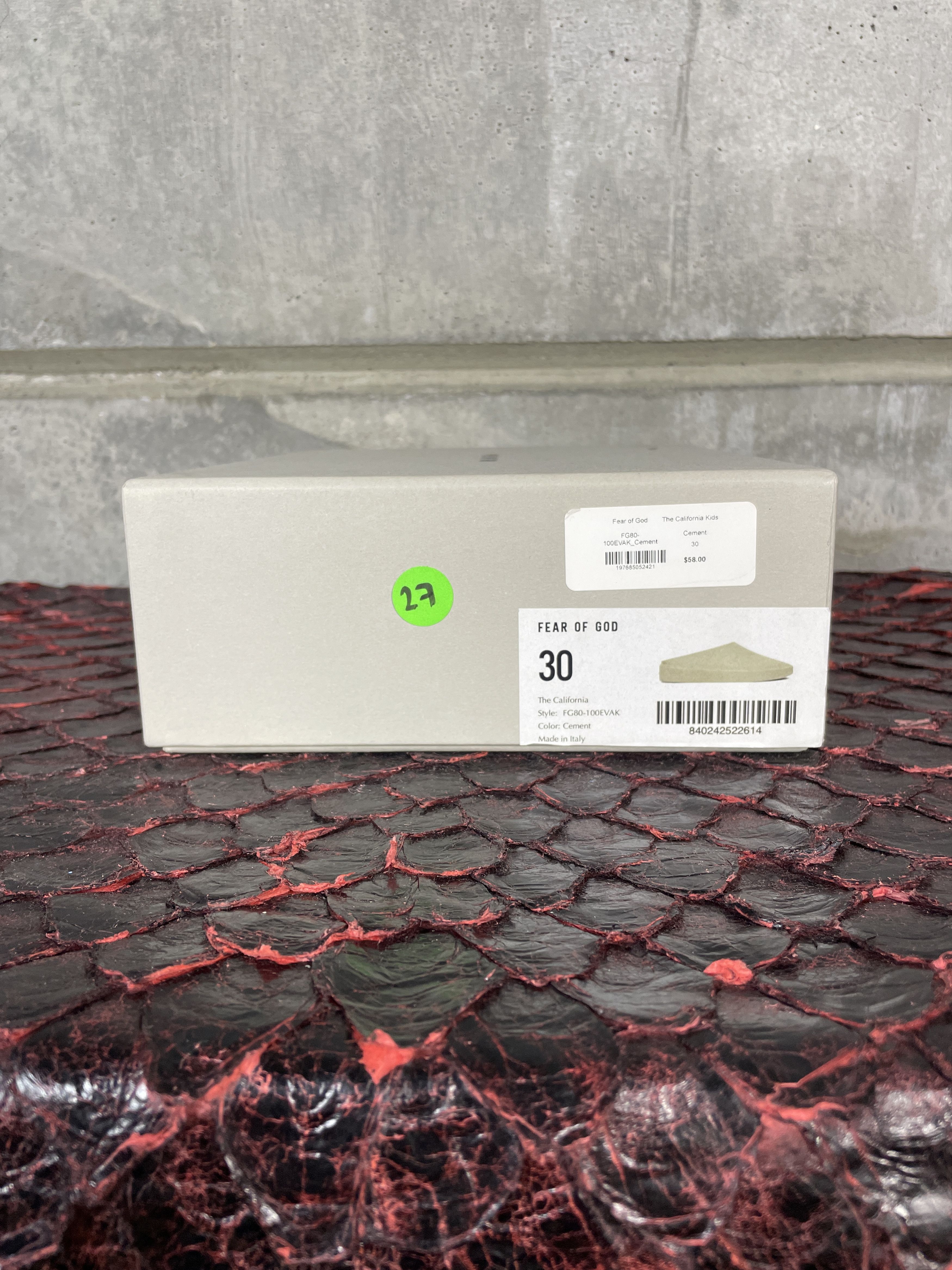 Fear of God Fear of God The California Slides 'Cement' Kids Size 27 Size US 4 / IT 34 - 2 Thumbnail