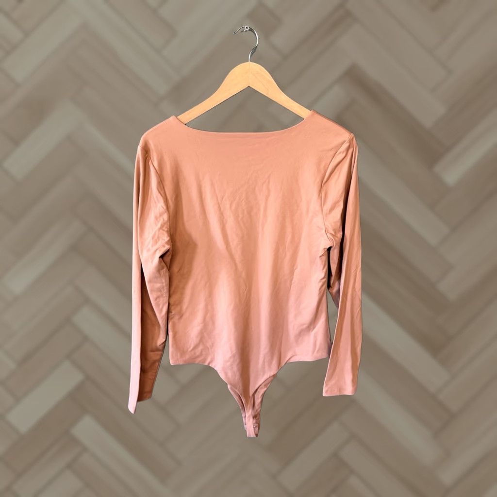 Vintage Nuuds Womens Light Brown Long Sleeve One Piece Top Size XL T-Shirt Scoop Neck Basic Size XL / US 12-14 / IT 48-50 - 1 Thumbnail