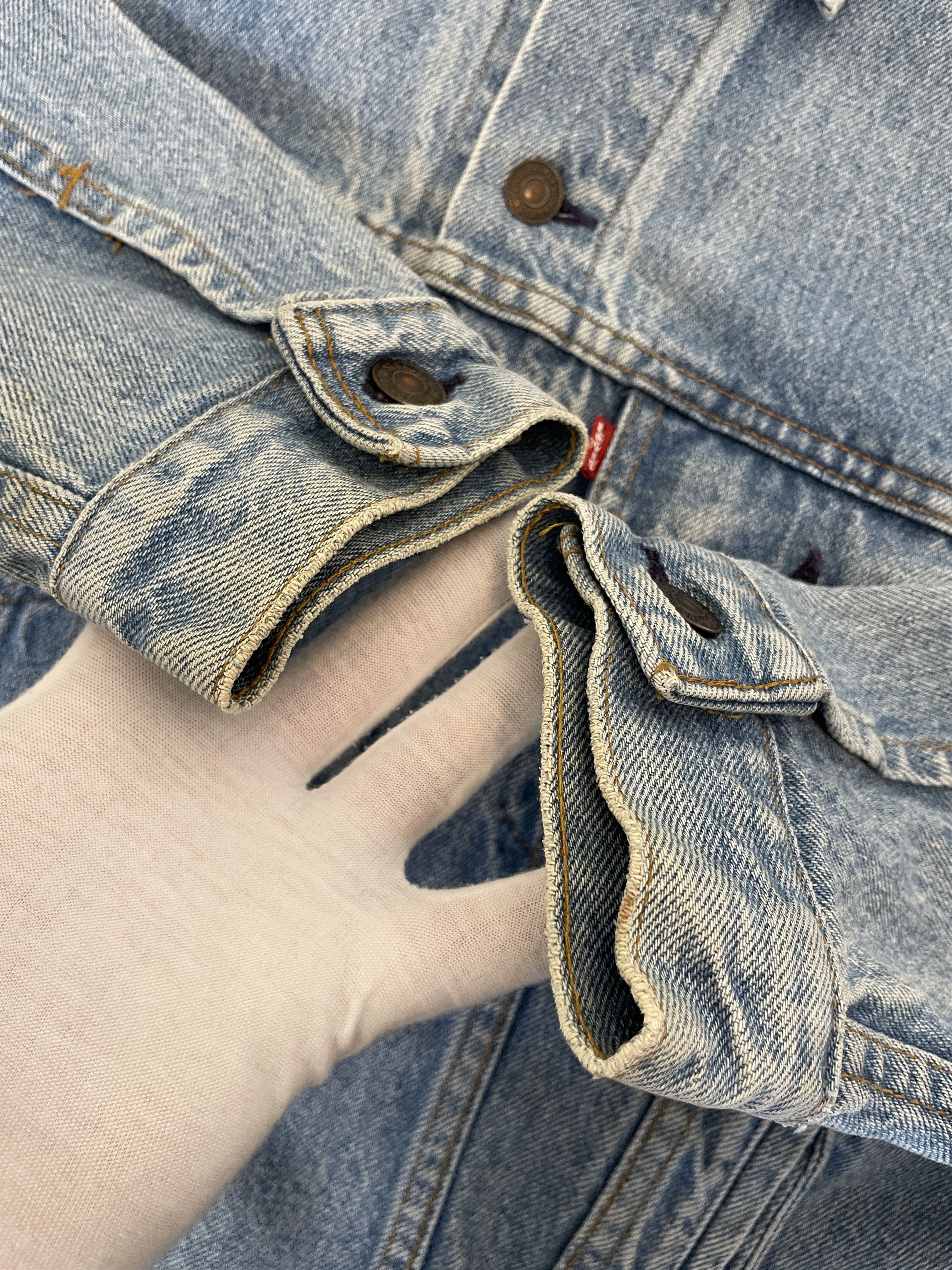 Levi's Vintage 80's Levis Denim Faded Trucker Jacket 70507 0214 Size US S / EU 44-46 / 1 - 7 Thumbnail