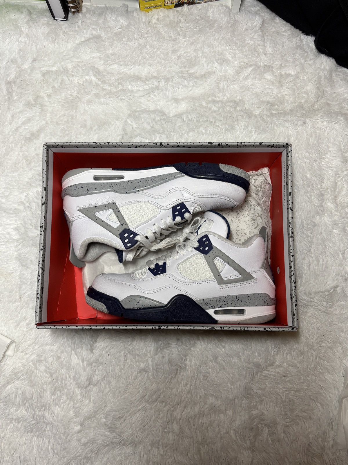 Jordan Brand Air Jordan 4 Retro GS 'Midnight Navy' Size US 5.5 / IT 35.5 - 1 Thumbnail