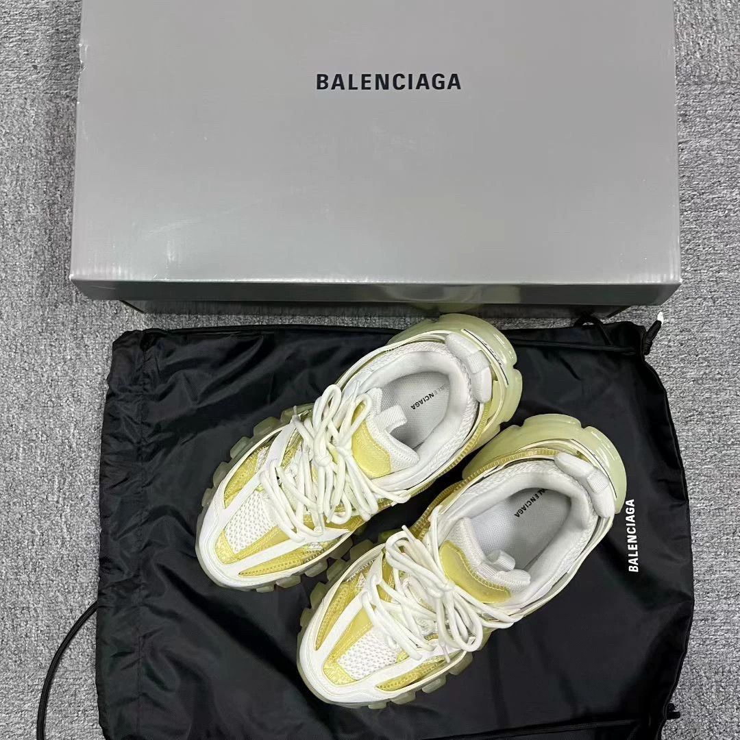 Balenciaga balenciaga white nylon low-top dad shoes Size US 7.5 / EU 40-41 - 1 Thumbnail