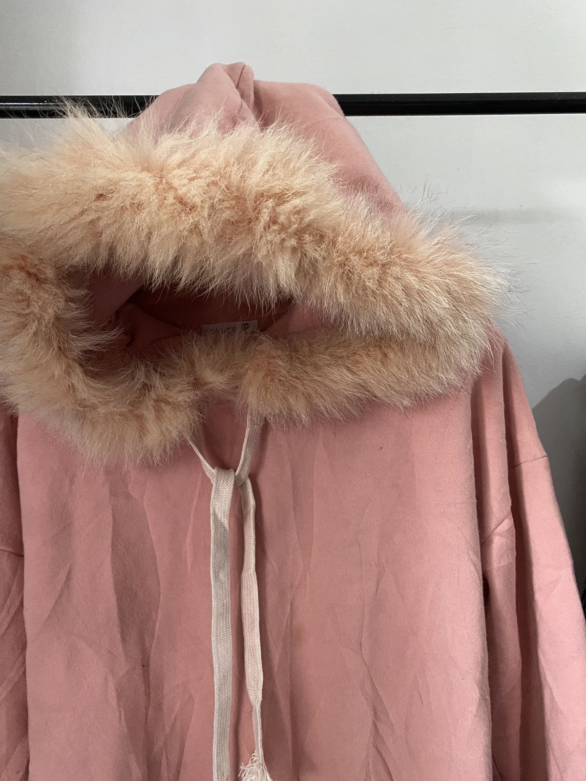 Beauty Beast Japanese pink blank fur hoodie Size US M / EU 48-50 / 2 - 2 Thumbnail