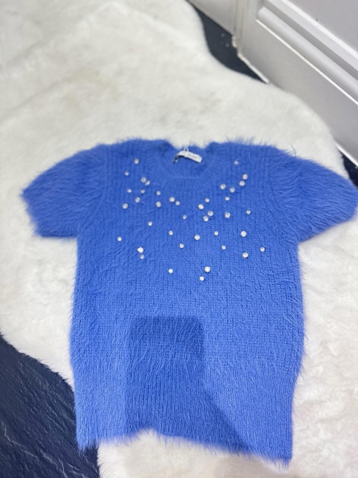 Zara ZARA Fluffy Top Size M / US 6-8 / IT 42-44 - 1 Thumbnail