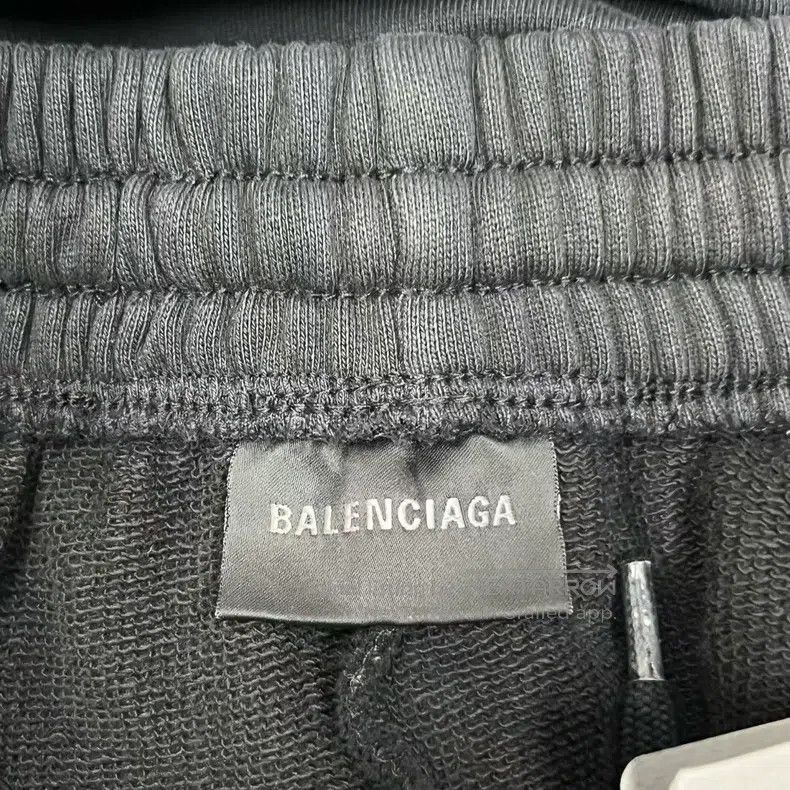 Balenciaga Balenciaga size L pants Size US 27 - 2 Thumbnail
