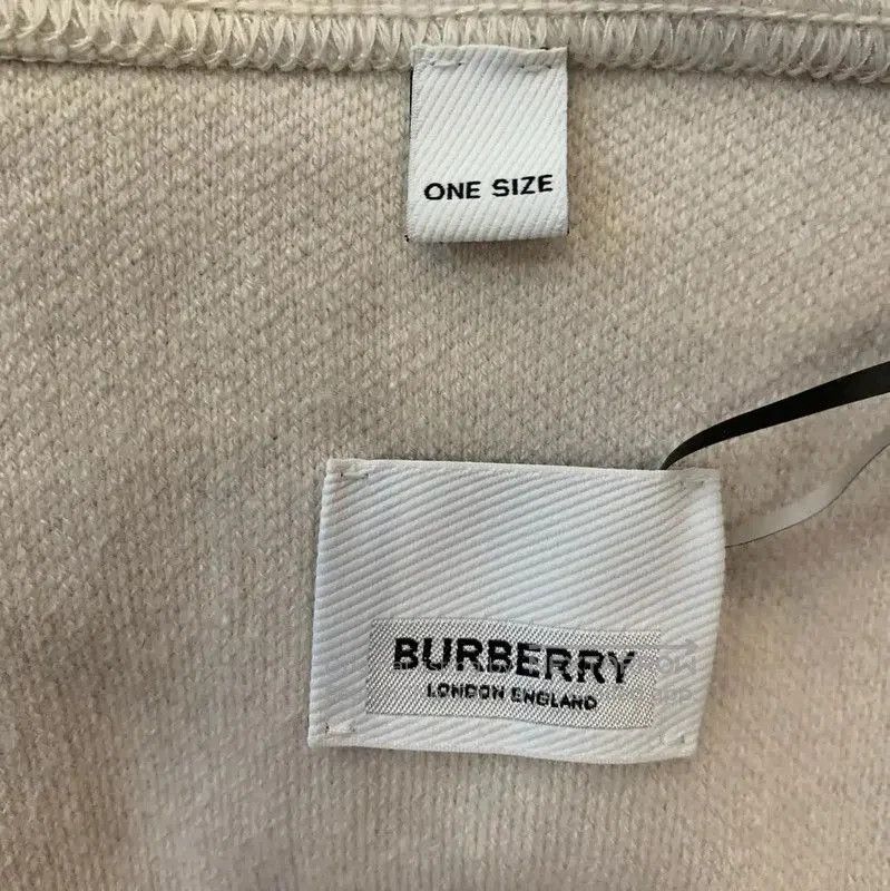 Burberry Burberry Beige Cashmere Women's Cardigan. Size XXS / US 00 / IT 34 - 6 Thumbnail