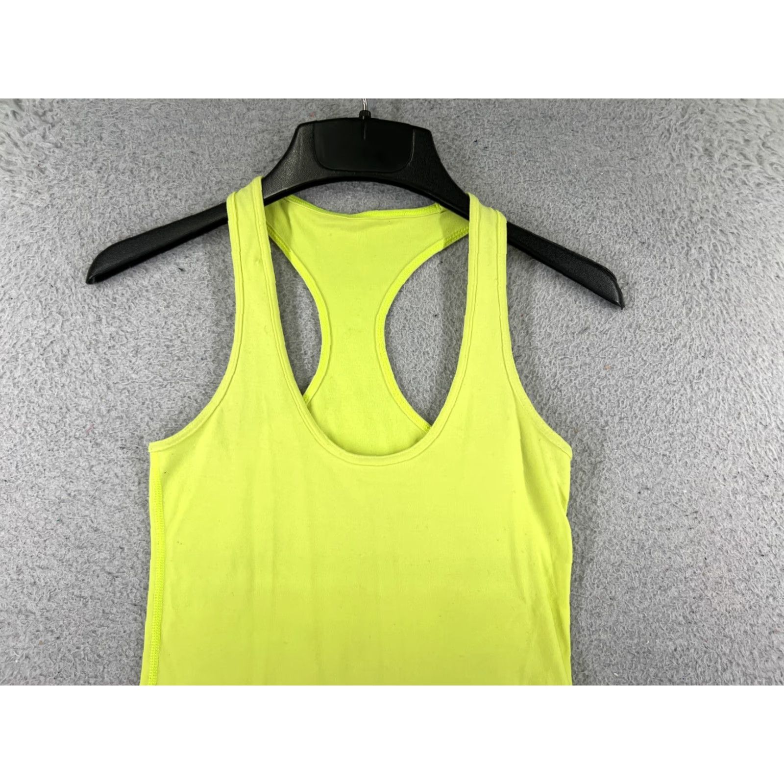 Lululemon Lululemon Shirt Women L Yellow Tank Sleeveless Gym Yoga READ Size L / US 10 / IT 46 - 5 Thumbnail