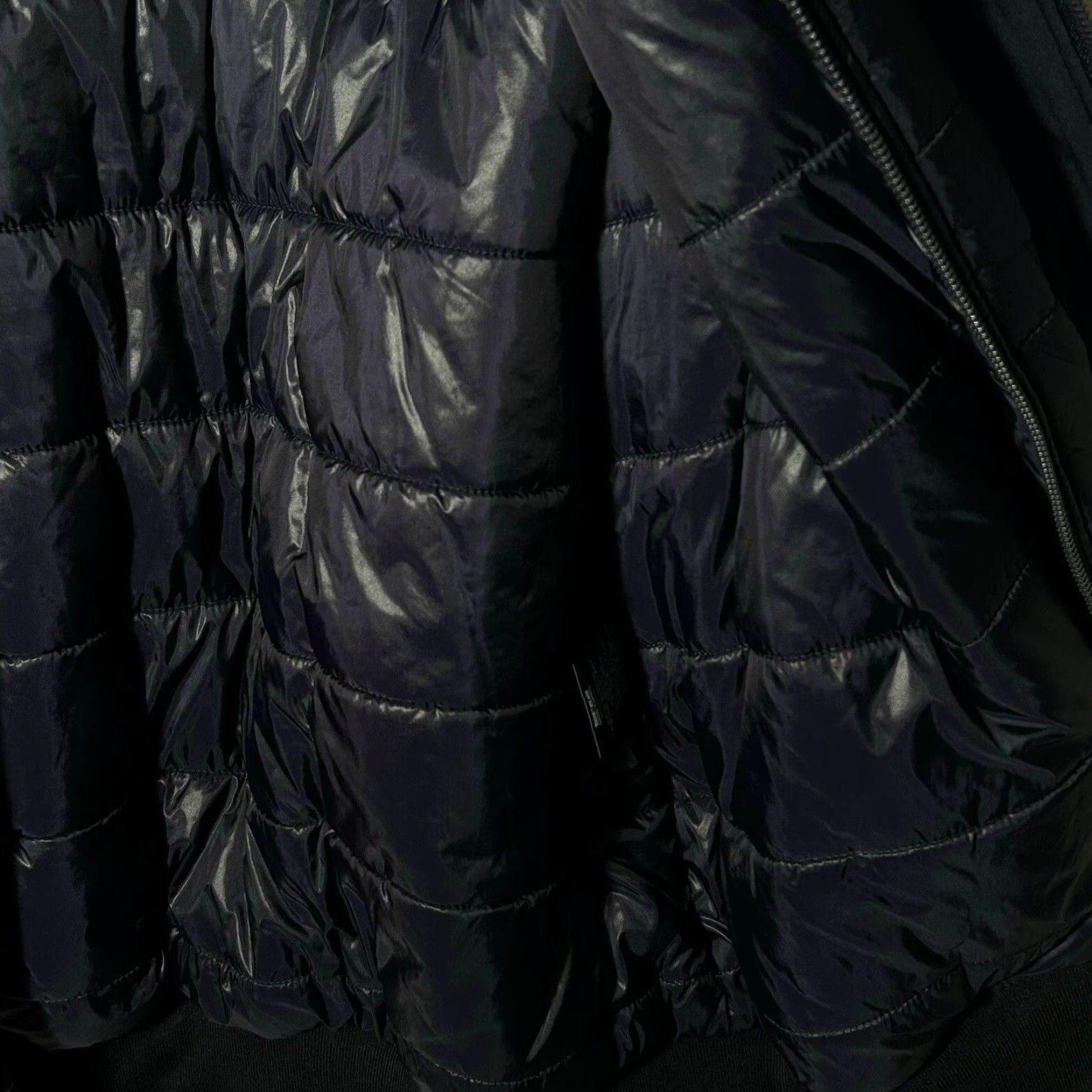 Tommy Hilfiger Tommy Hilfiger Men's Soft Shell Active Filled Bomber Jacket Sz 2X Tall Navy/Red Size US XXL / EU 58 / 5 - 7 Thumbnail
