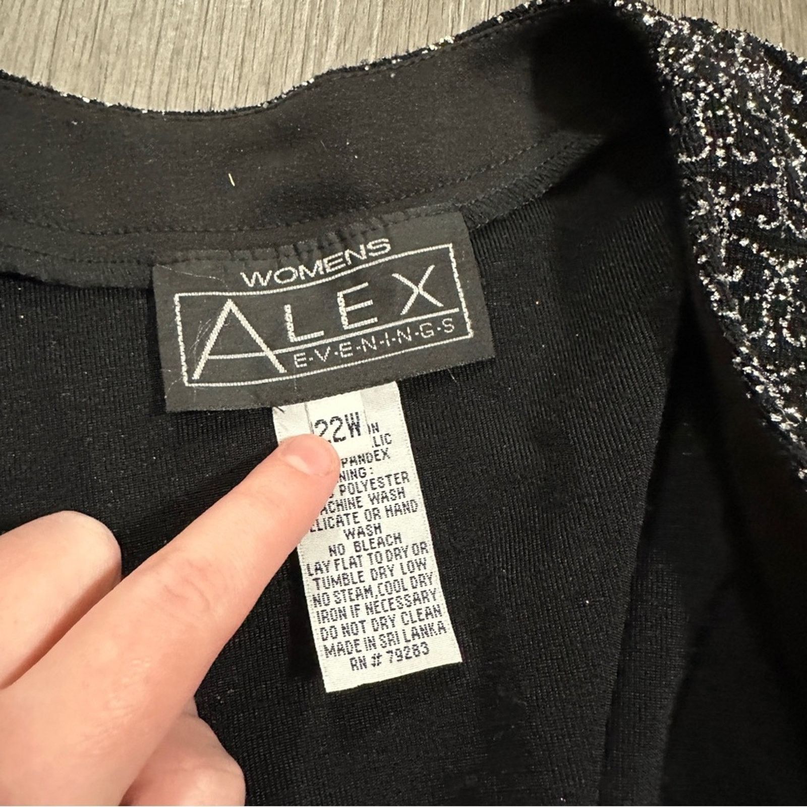 Alex Evenings Alex Evenings Black & Silver Glitter Dress & Cardigan Sz 22W Size 3XL / US 20-22 - 9 Thumbnail