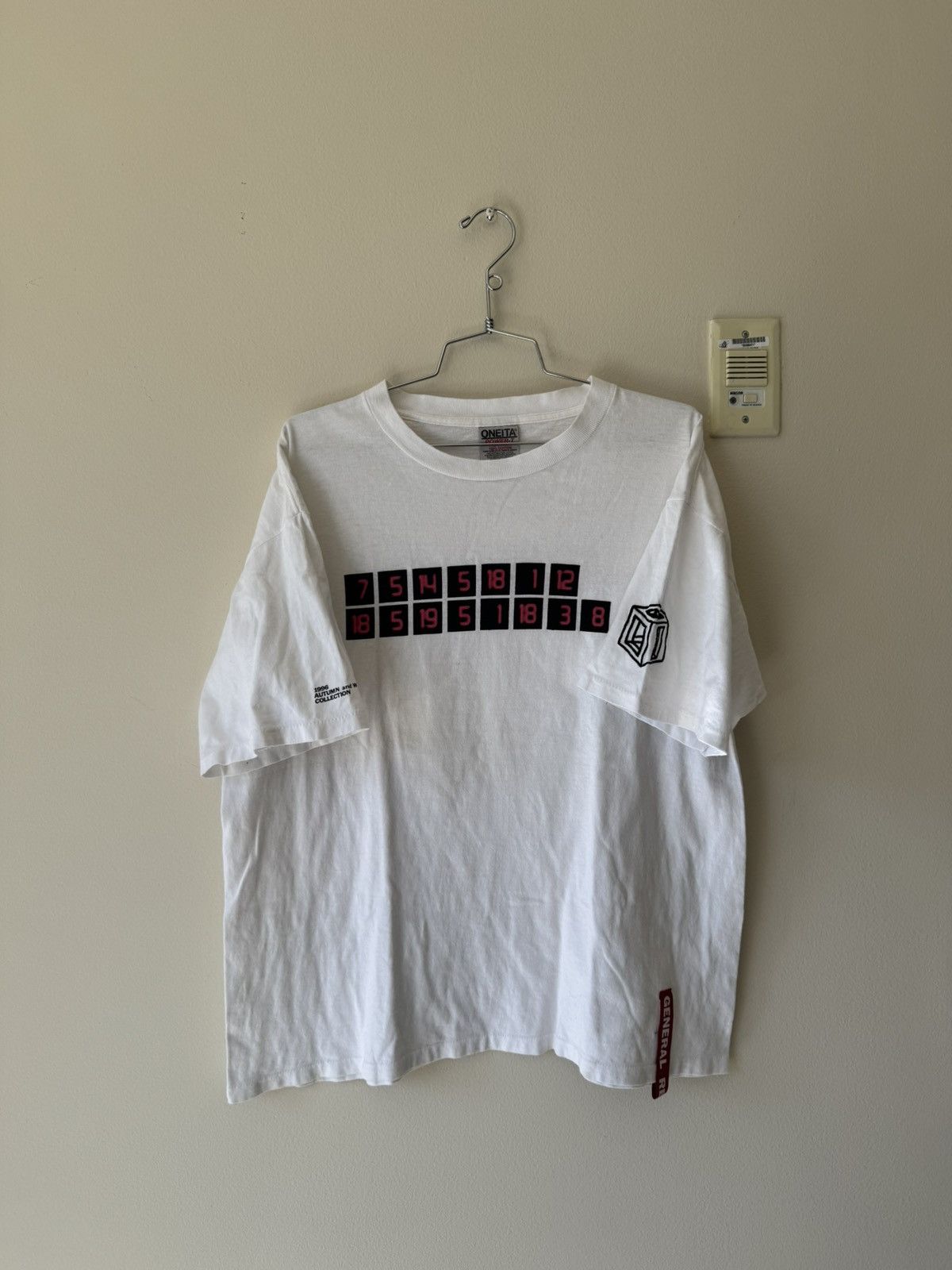 General Research A/W 1996 General Research Numbers T-Shirt Size US L / EU 52-54 / 3 - 1 Thumbnail