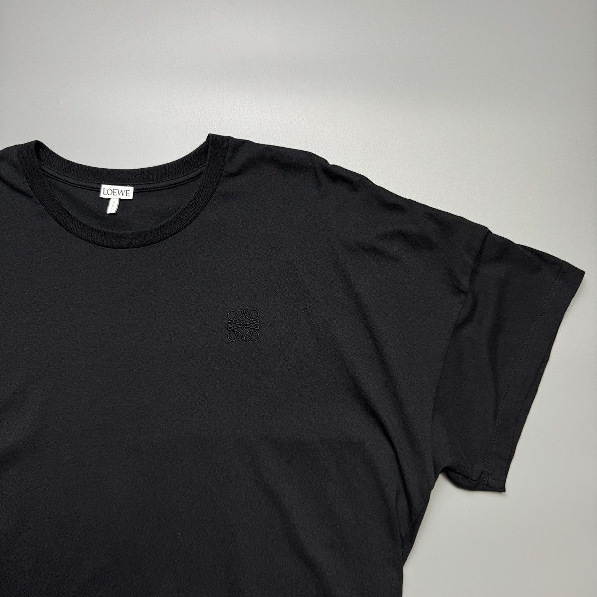 Loewe Loewe - Anagram Boxy Cropped Embroidered Logo - Shirt Size XS / US 0-2 / IT 36-38 - 4 Thumbnail