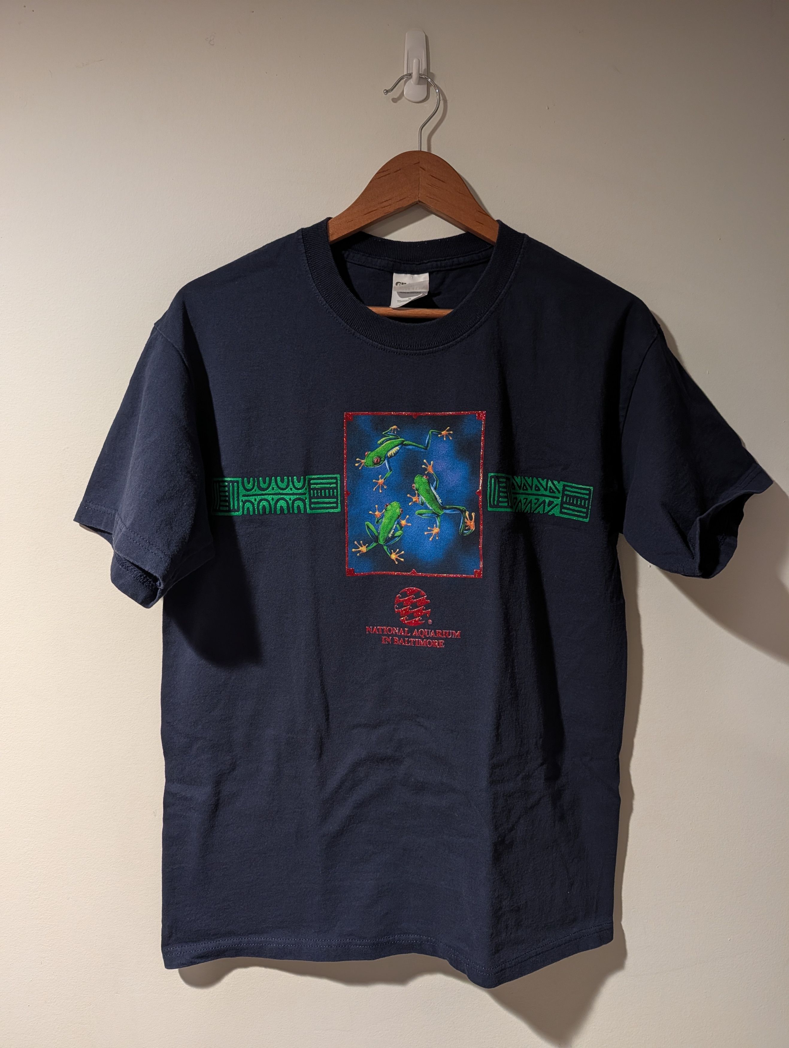 Arts & Science Vintage National Aquarium In Baltimore Frog Shirt Cotton Tee Size US M / EU 48-50 / 2 - 1 Thumbnail