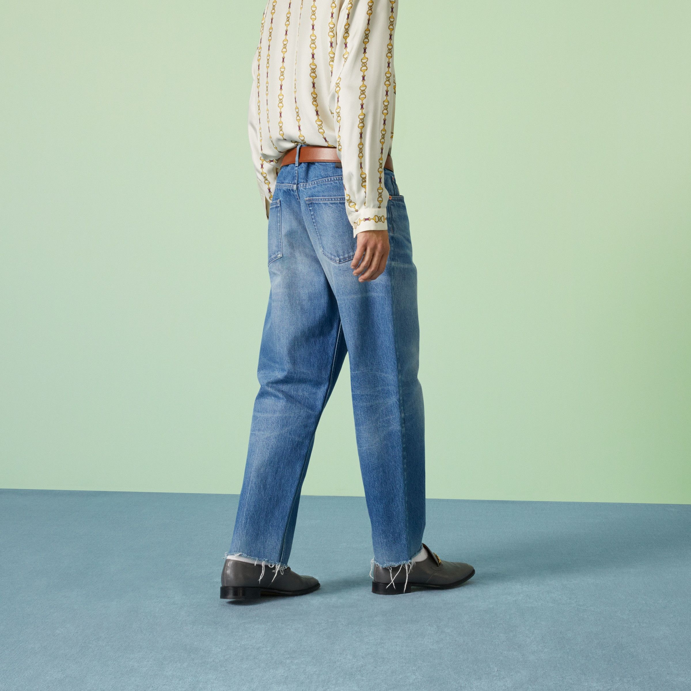 Gucci 32 - Gucci Washed Organic Denim Pant with Koala Patch Jeans Size US 32 / EU 48 - 3 Thumbnail