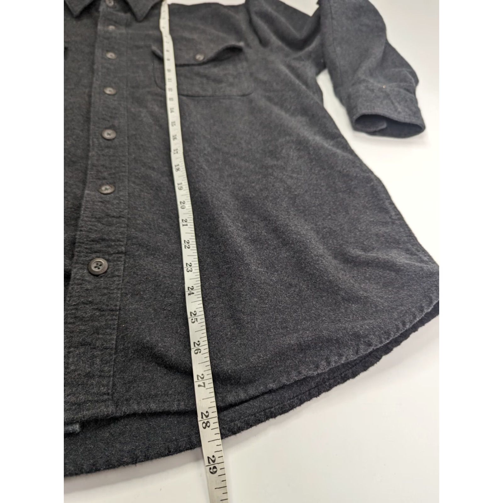 Vintage Grizzly Mountain Flannel Shirt Men’s Size Large Gray Brushed Outdoor Long Sleeve Button-Up Shirt Size US L / EU 52-54 / 3 - 5 Thumbnail