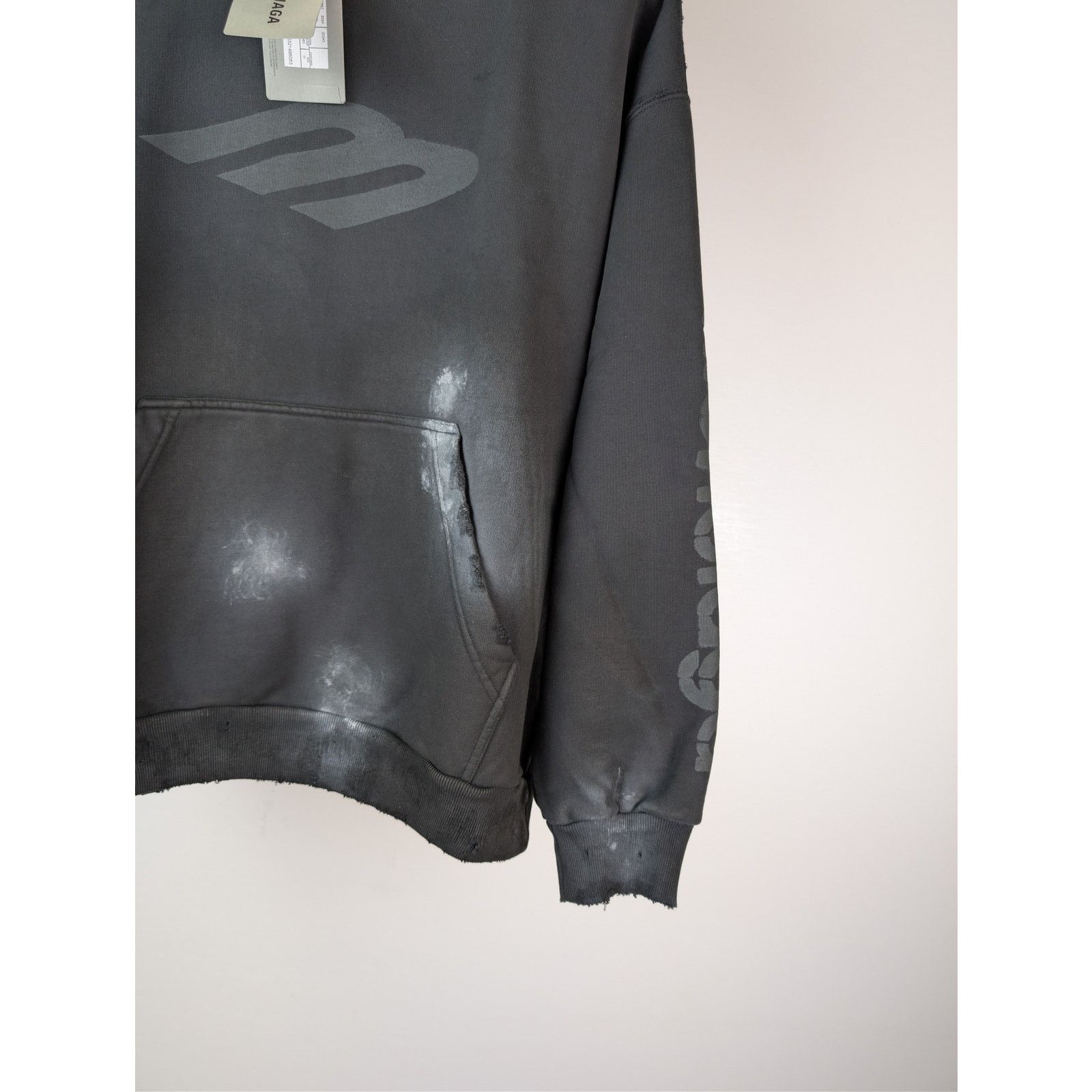 Balenciaga o1rshd1 3B Stencil Molleton Medium Fit Hoodie in Faded Black Size US M / EU 48-50 / 2 - 5 Thumbnail