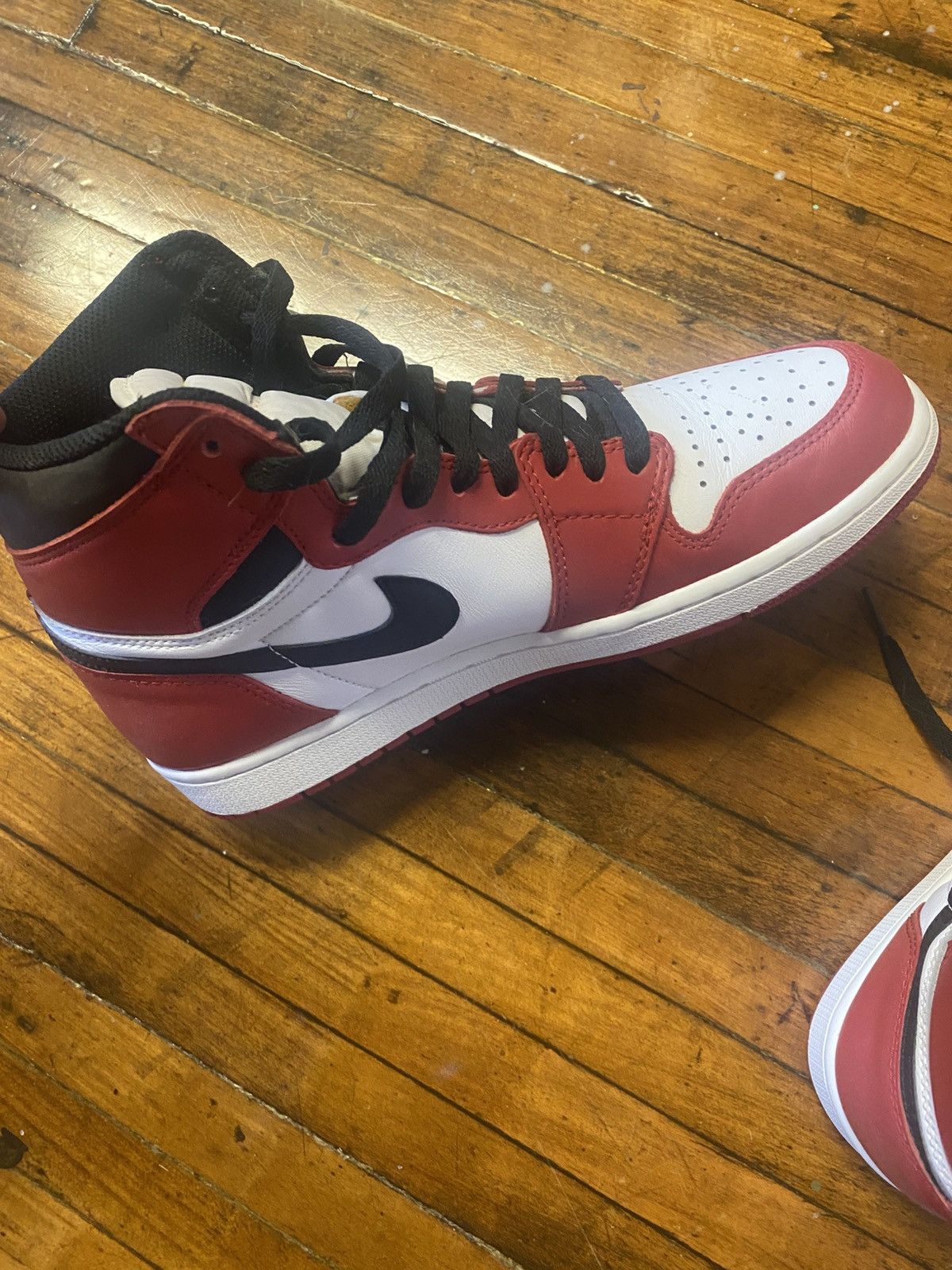 Jordan Brand × Nike Jordan Chicago 1’s Size US 10 / EU 43 - 4 Thumbnail